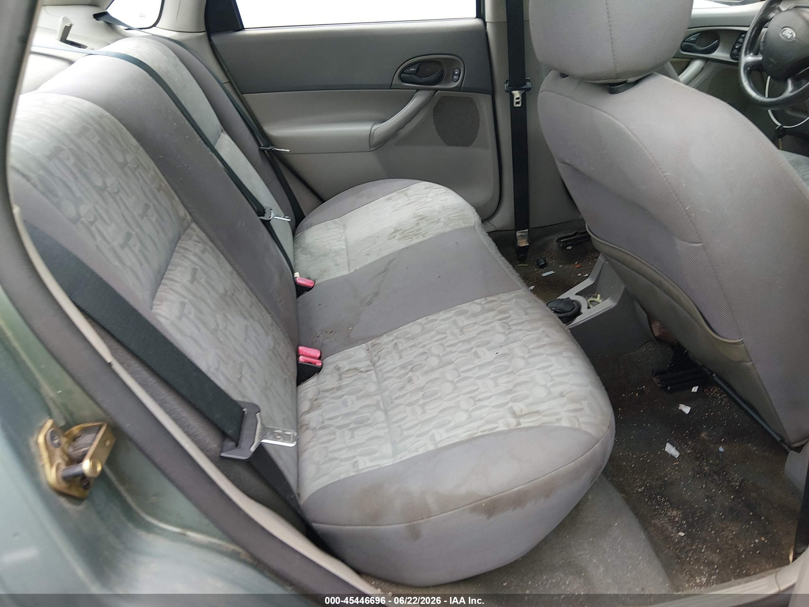 2005 Ford Focus Zx4 Зеленый vin: 1FAFP34N65W256294