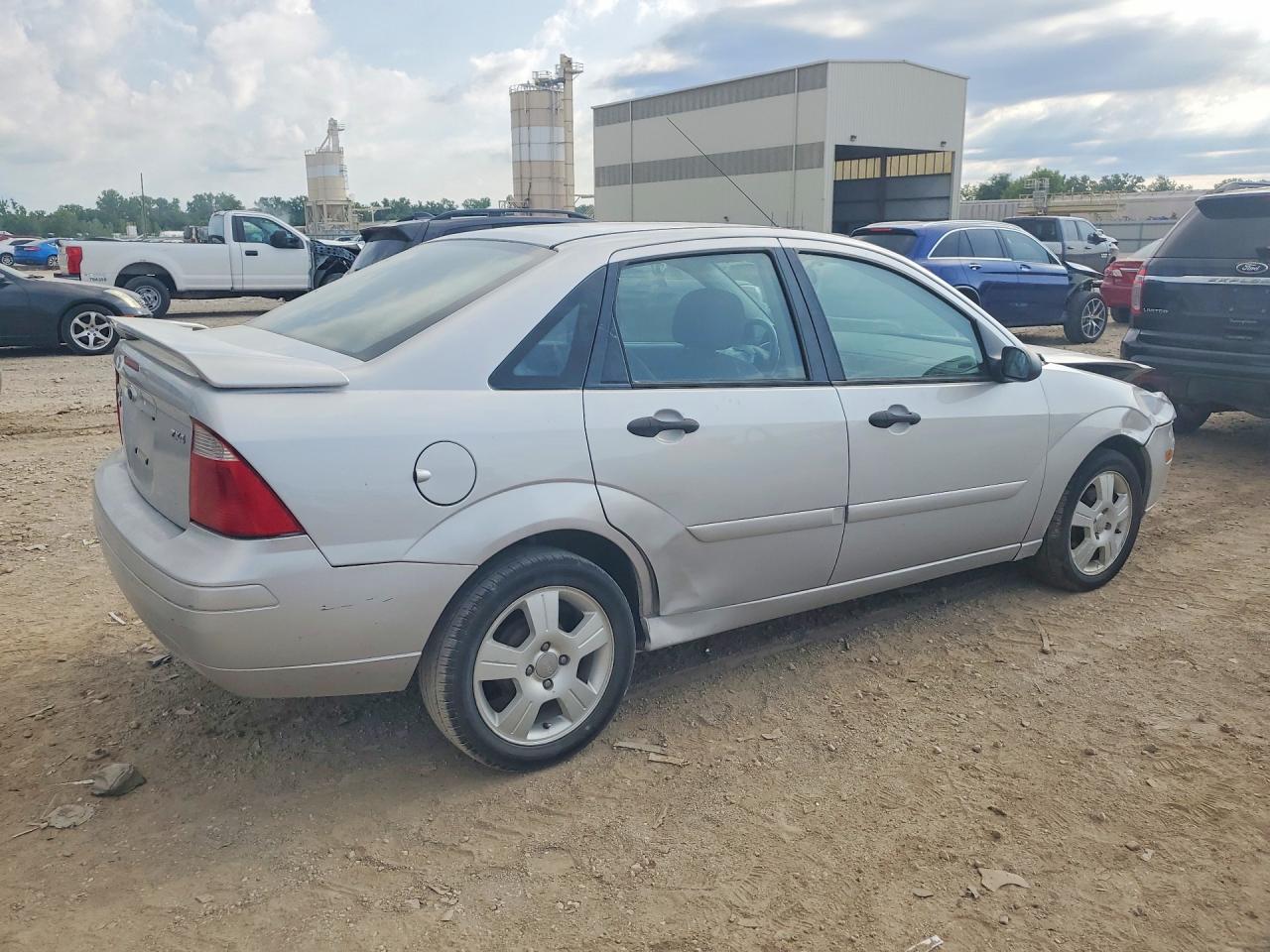 2006 Ford Focus Zx4 Silver vin: 1FAFP34N66W144323