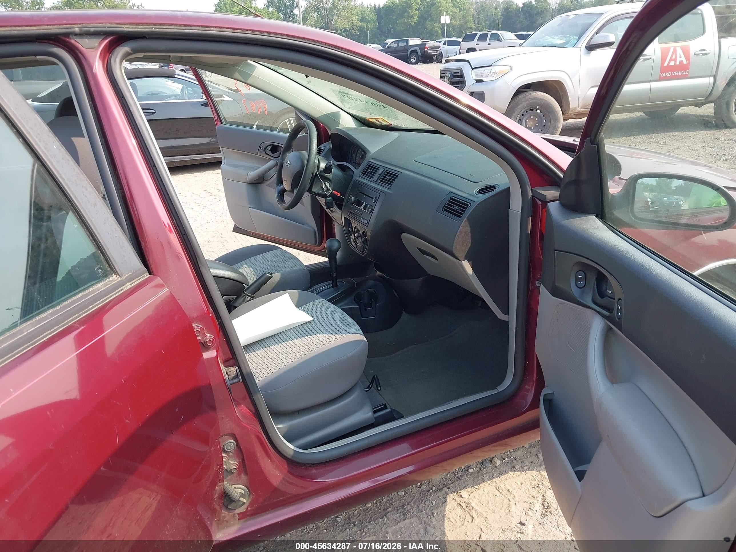 2006 Ford Focus Zx4 Burgundy vin: 1FAFP34N66W164670
