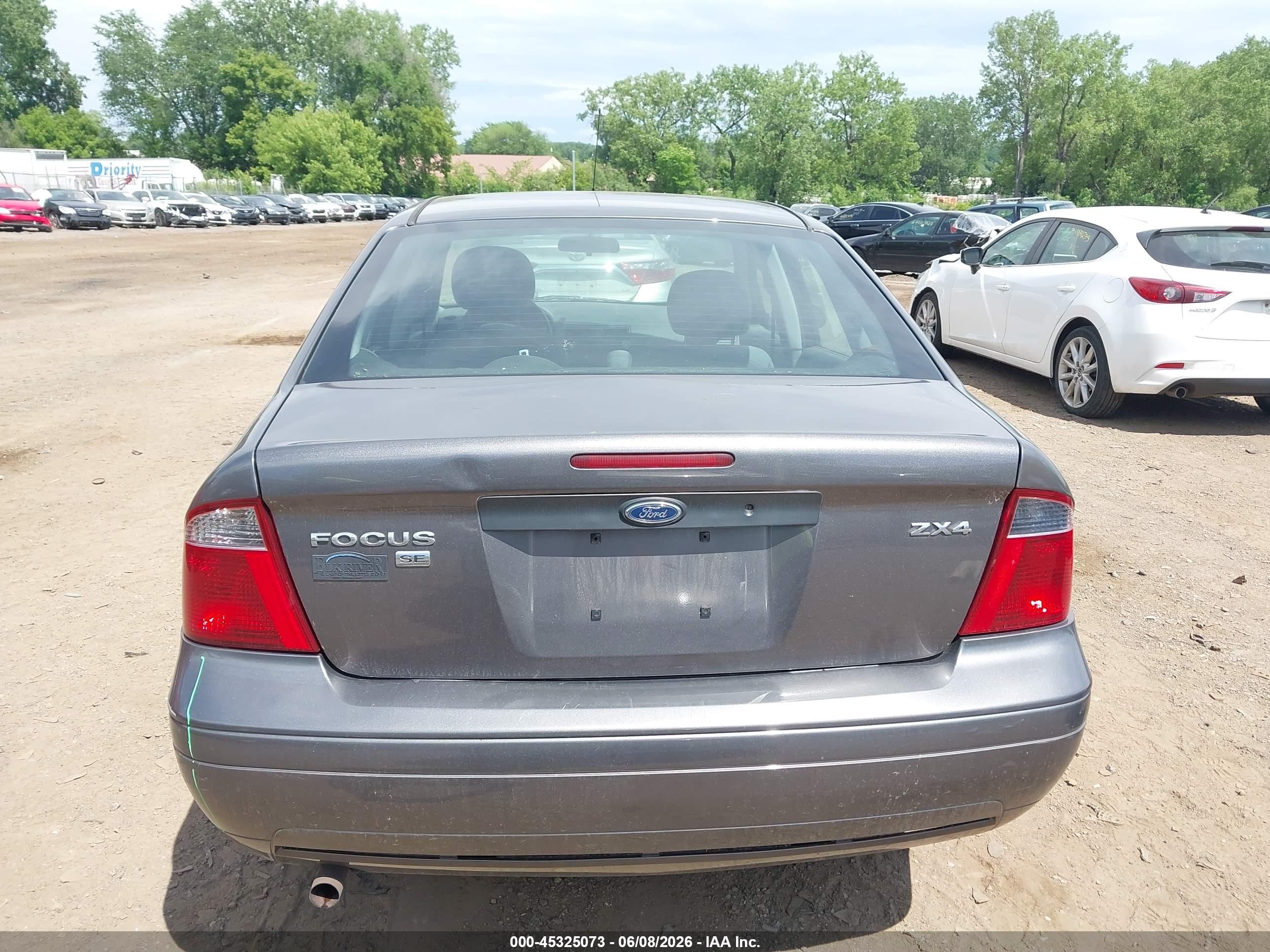 2006 Ford Focus Zx4 Gray vin: 1FAFP34N66W194106