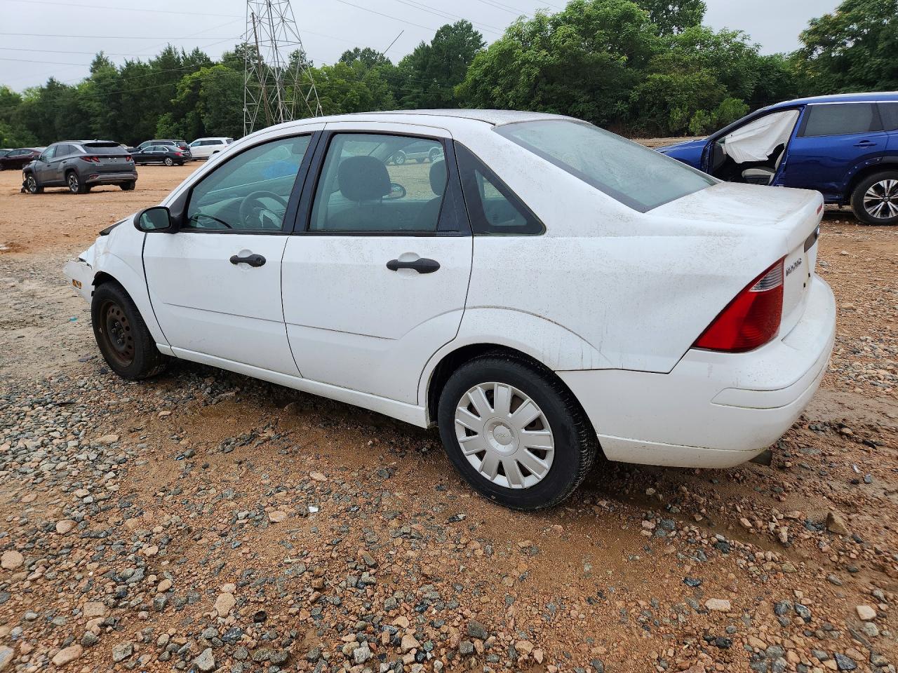 2007 Ford Focus Zx4 White vin: 1FAFP34N67W150561