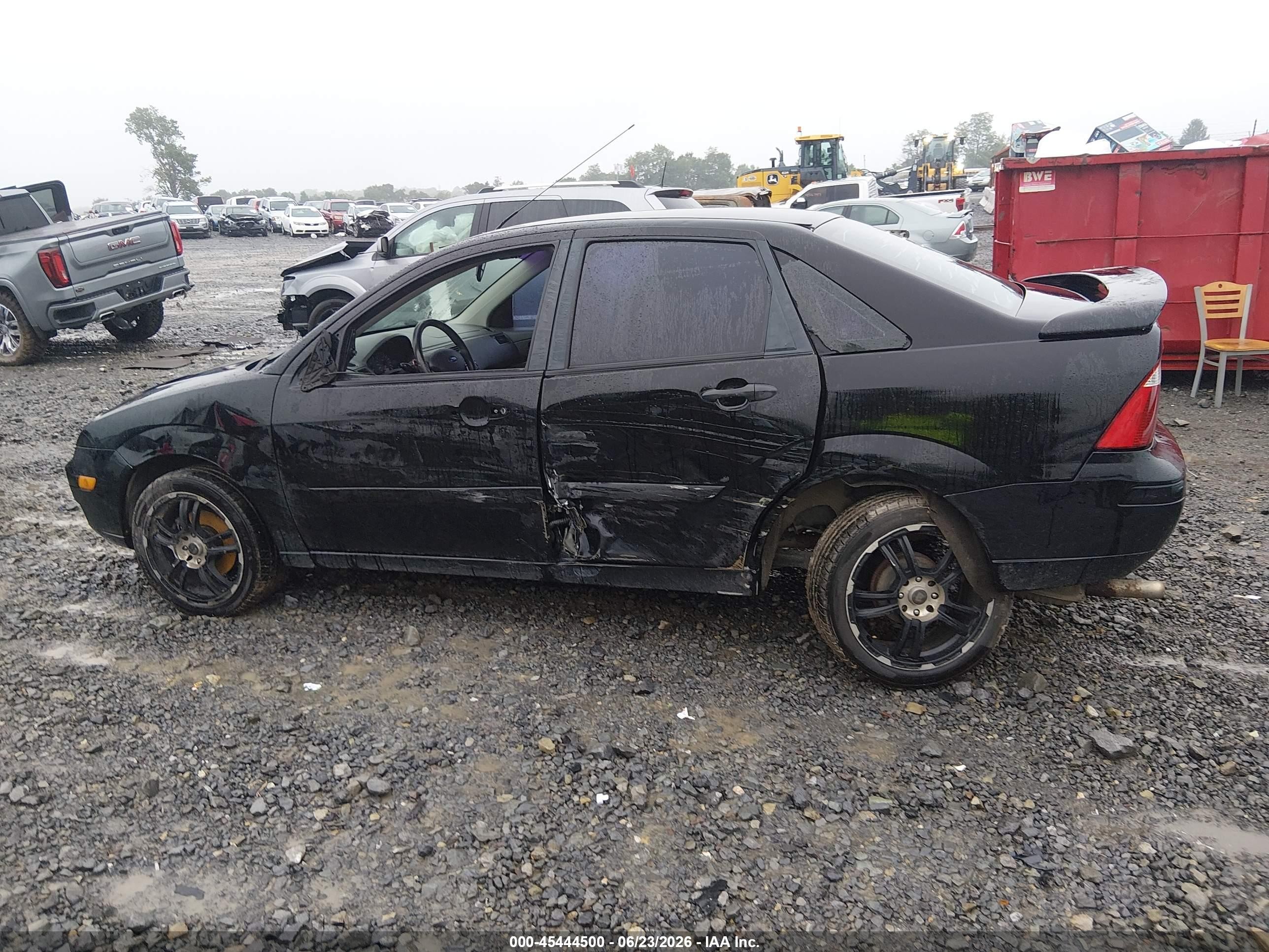 2007 Ford Focus S/se/ses Black vin: 1FAFP34N67W154111