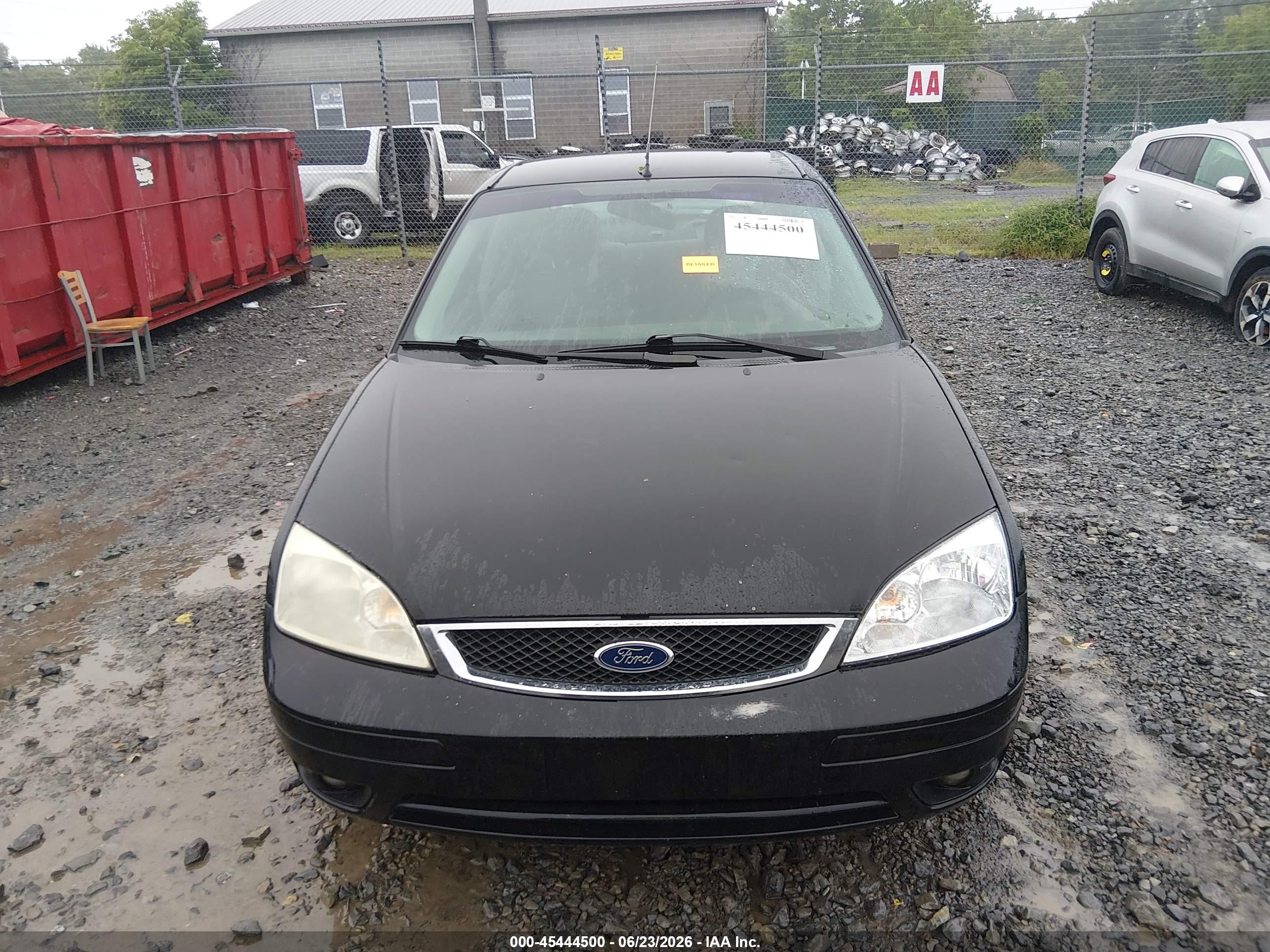 2007 Ford Focus S/se/ses Black vin: 1FAFP34N67W154111