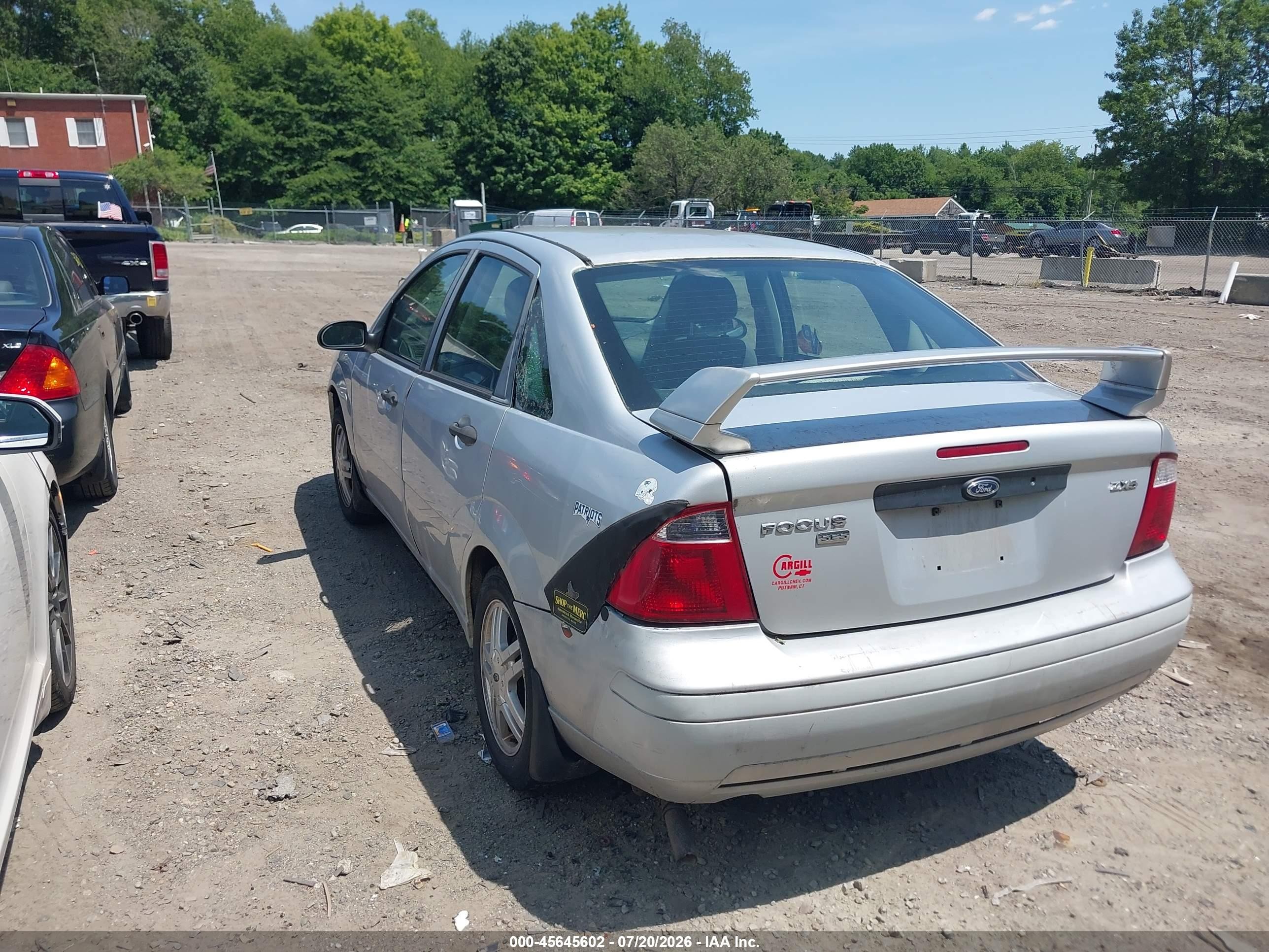 2007 Ford Focus S/se/ses Silver vin: 1FAFP34N67W222908