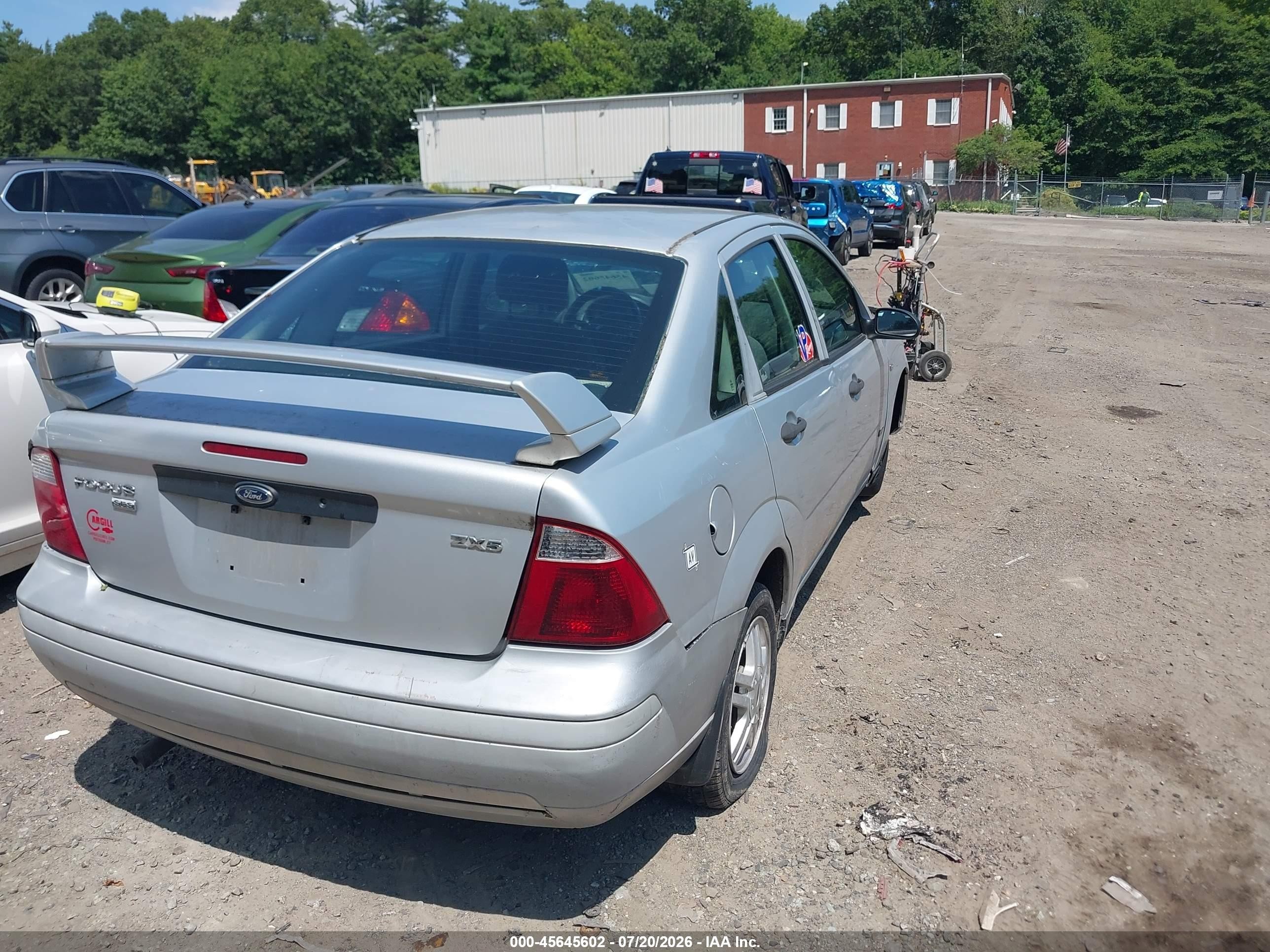 2007 Ford Focus S/se/ses Silver vin: 1FAFP34N67W222908