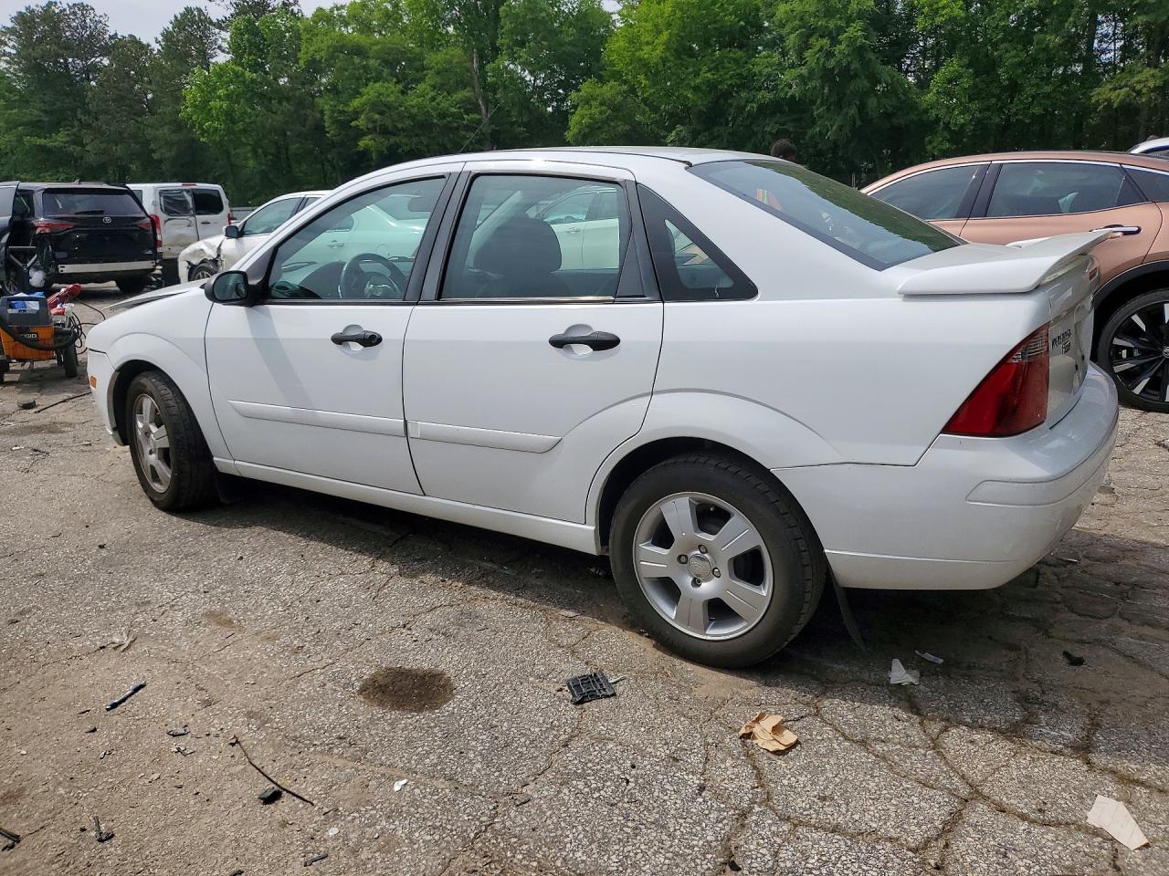 2007 Ford Focus Zx4 White vin: 1FAFP34N67W244505