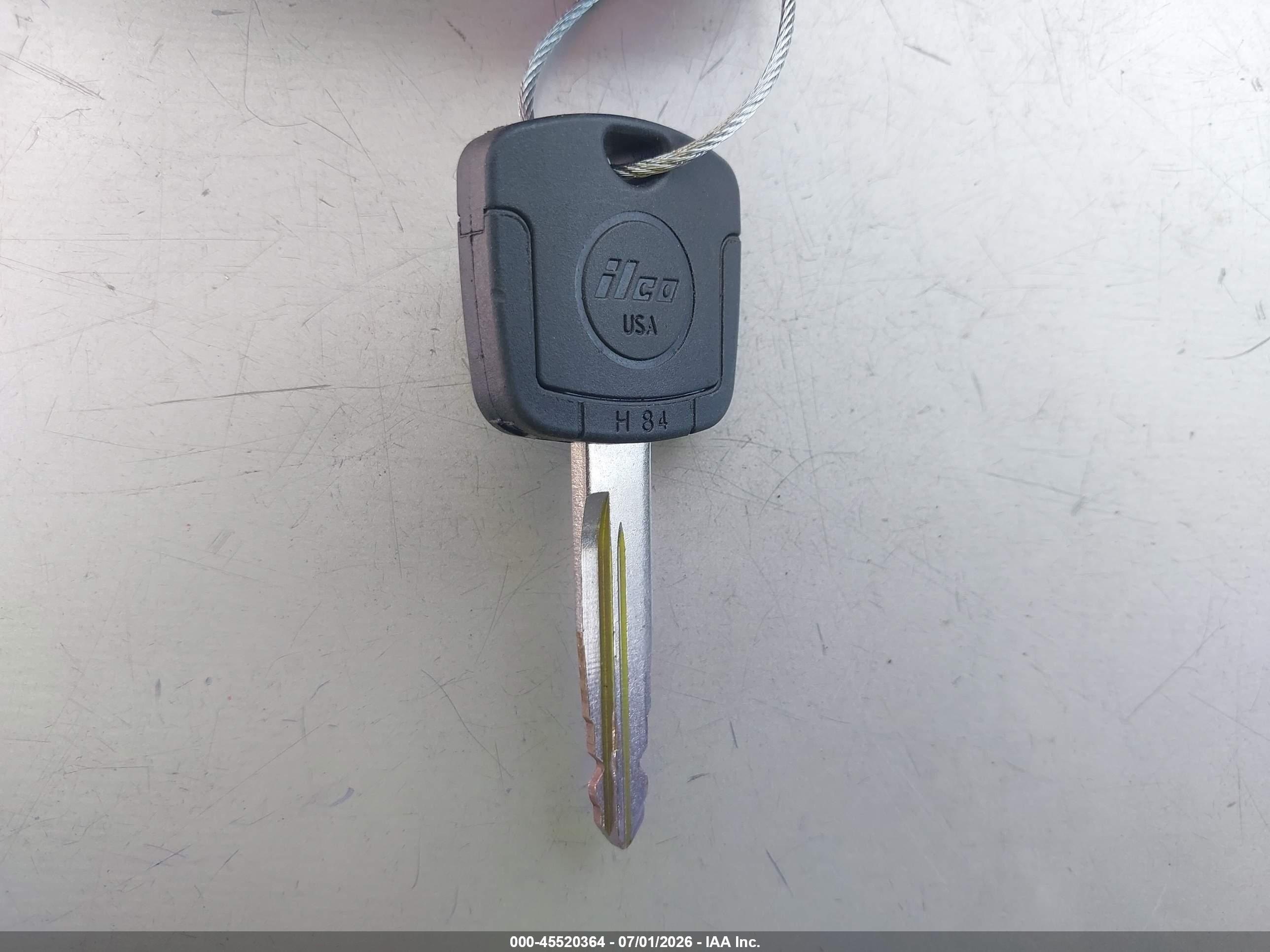 2005 Ford Focus Zx4 Red vin: 1FAFP34N75W109613