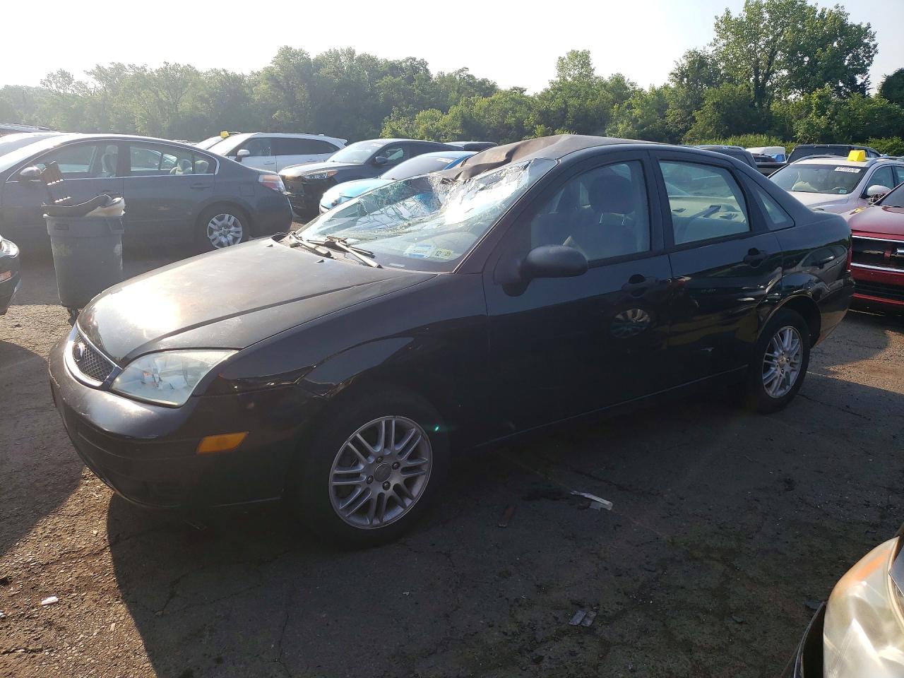 2005 Ford Focus Zx4 Black vin: 1FAFP34N75W172372