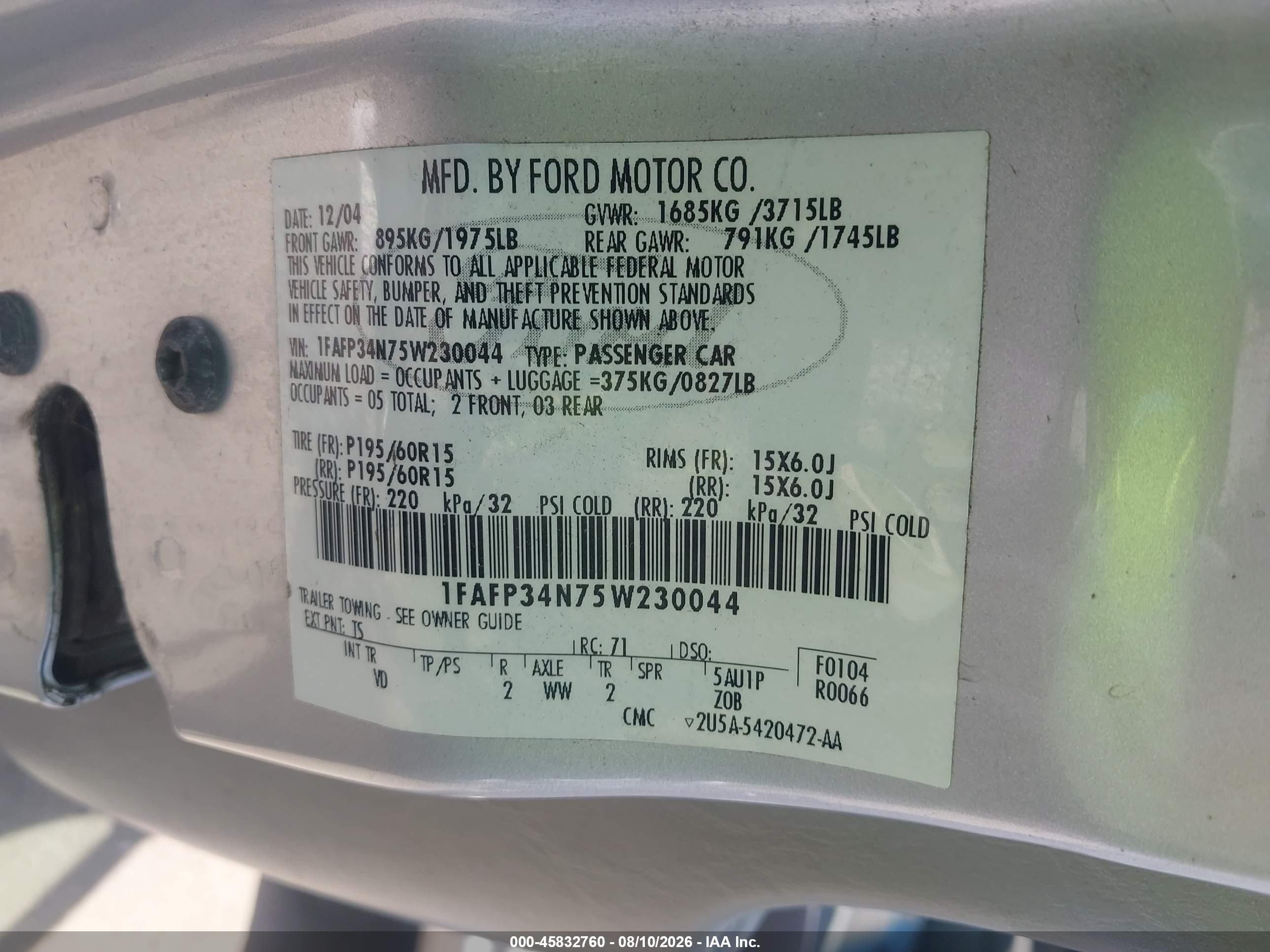 2005 Ford Focus Zx4 Silver vin: 1FAFP34N75W230044