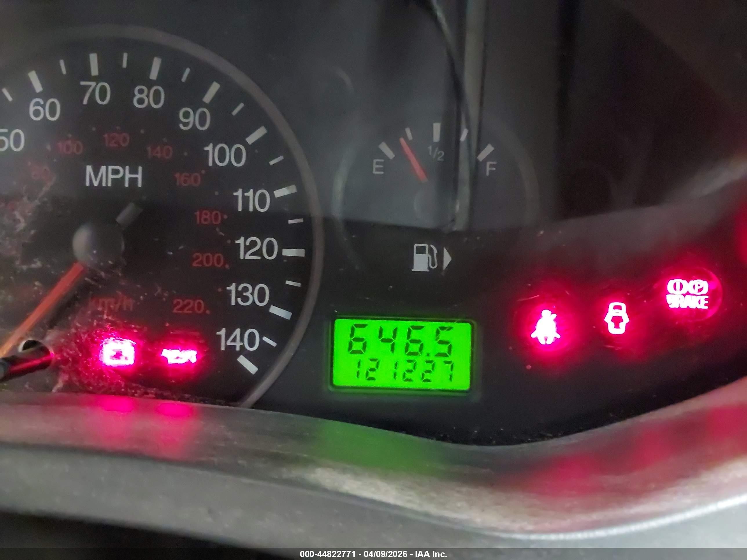 2005 Ford Focus Zx4 Gray vin: 1FAFP34N75W230304