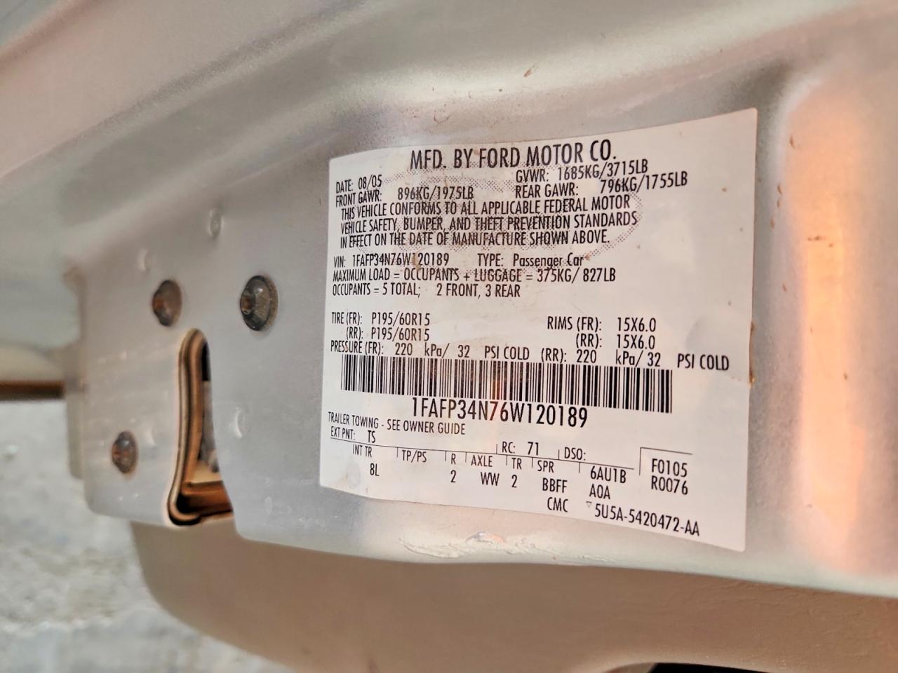 2006 Ford Focus Zx4 Silver vin: 1FAFP34N76W120189