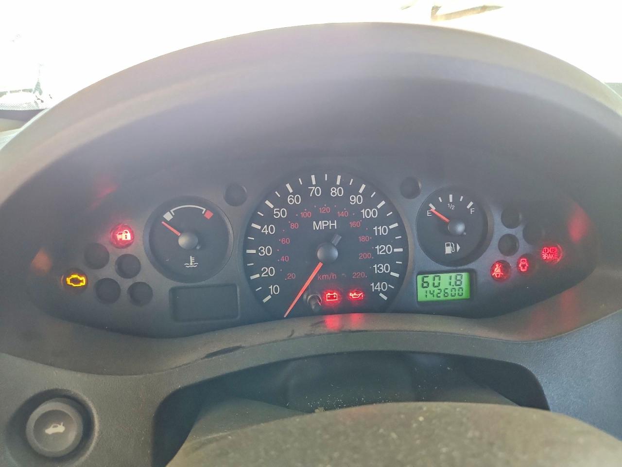 2006 Ford Focus Zx4 Silver vin: 1FAFP34N76W120189