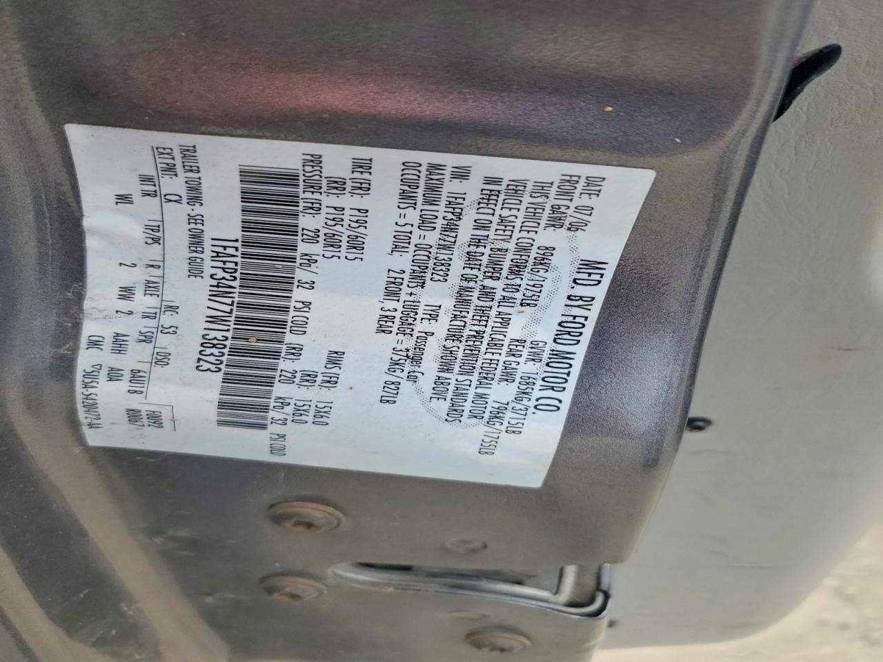 2007 Ford Focus Zx4 Charcoal vin: 1FAFP34N77W138323