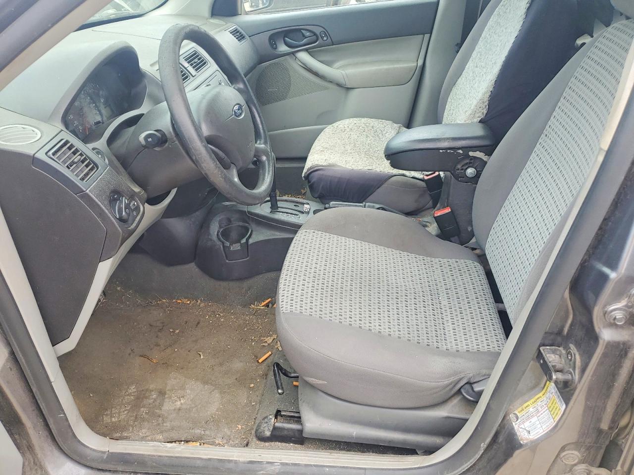 2007 Ford Focus Zx4 Charcoal vin: 1FAFP34N77W138323
