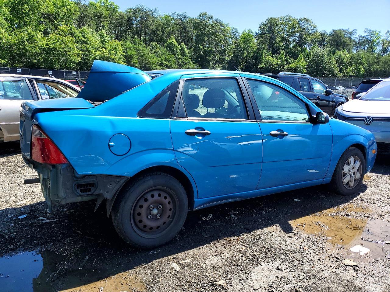 2007 Ford Focus Zx4 Blue vin: 1FAFP34N77W180202