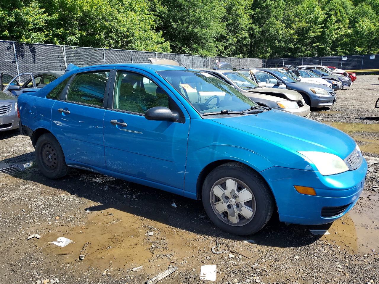 2007 Ford Focus Zx4 Blue vin: 1FAFP34N77W180202
