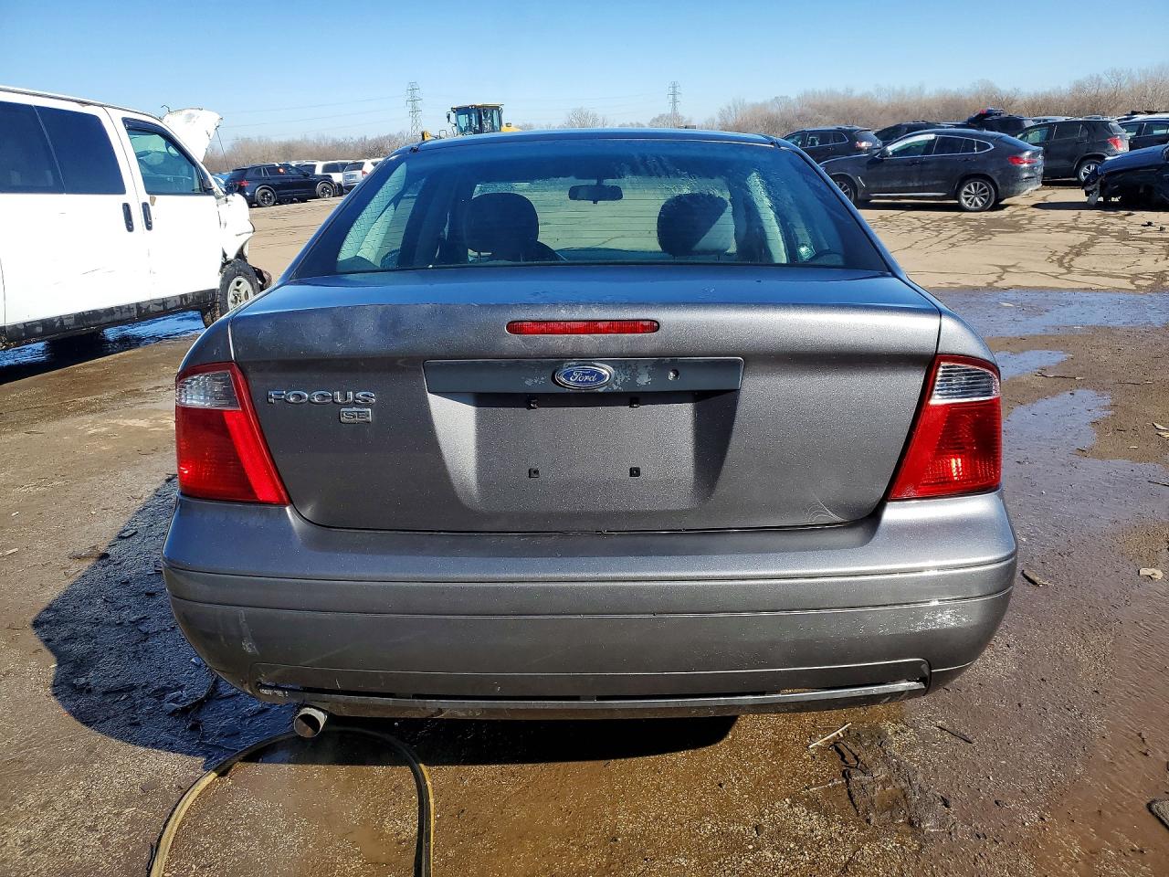2007 Ford Focus Zx4 Серый vin: 1FAFP34N77W241855