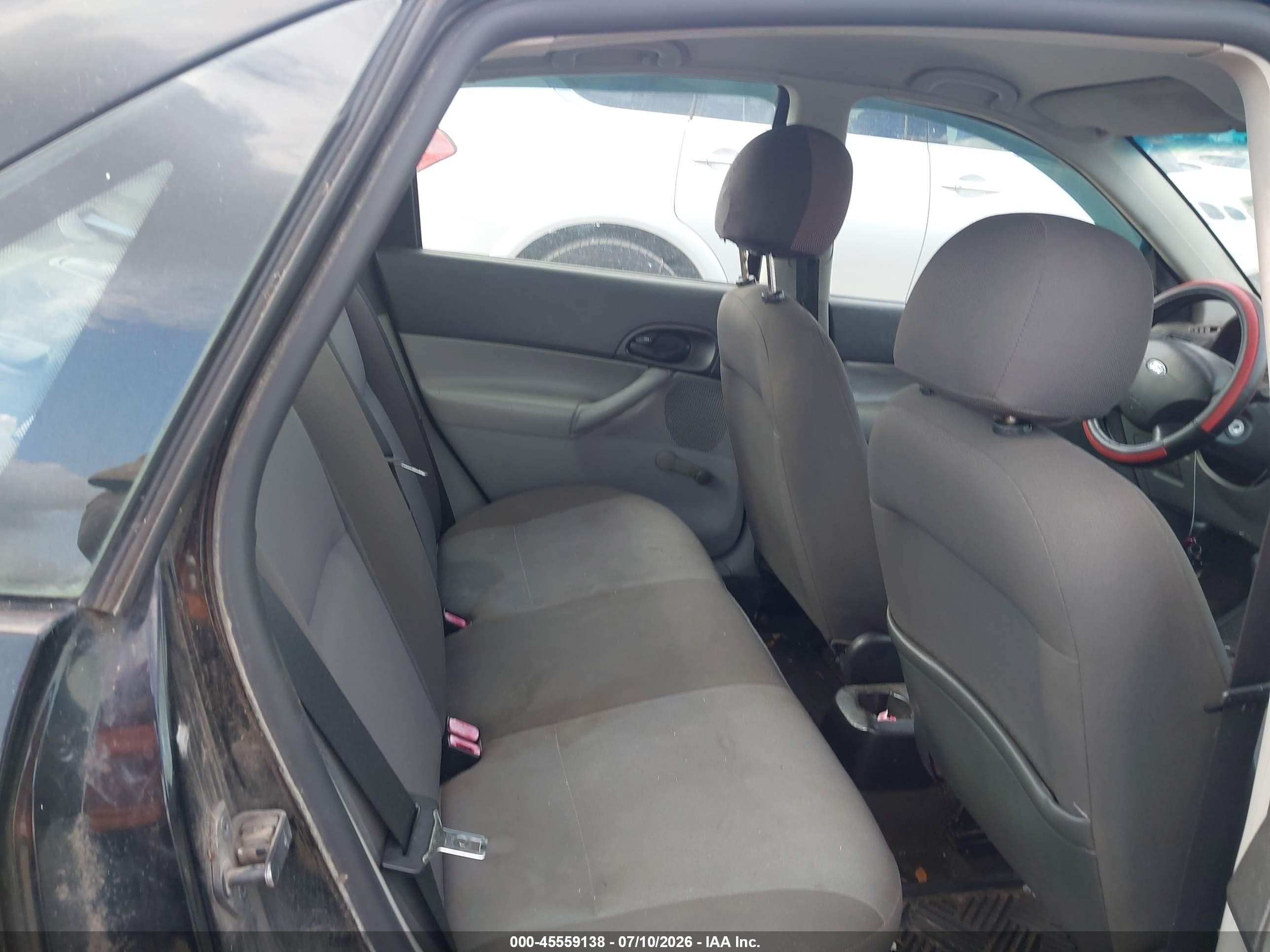2007 Ford Focus S/se/ses Black vin: 1FAFP34N77W297438