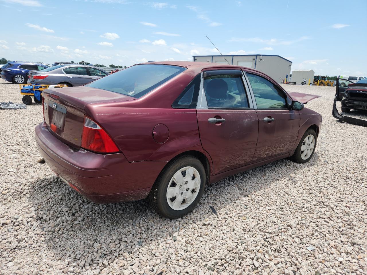 2007 Ford Focus Zx4 Burgundy vin: 1FAFP34N77W351112