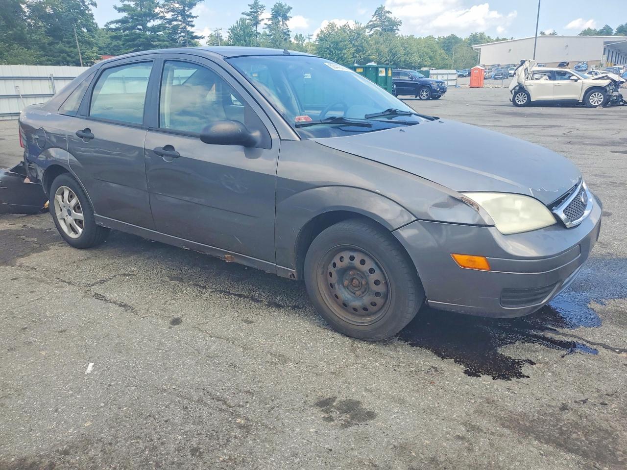 2005 Ford Focus Zx4 Gray vin: 1FAFP34N85W206822