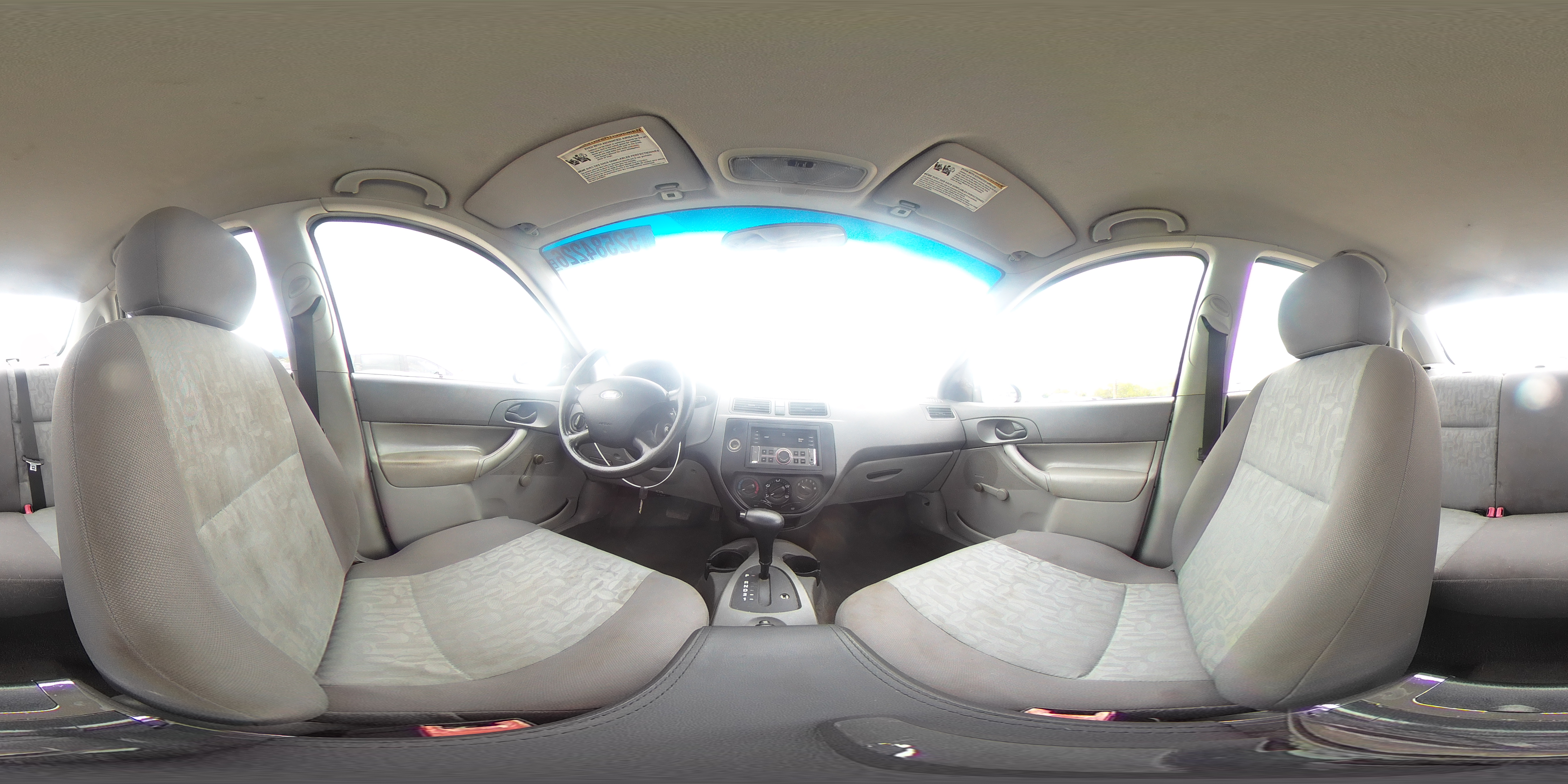 2005 Ford Focus Zx4 Silver vin: 1FAFP34N85W316625