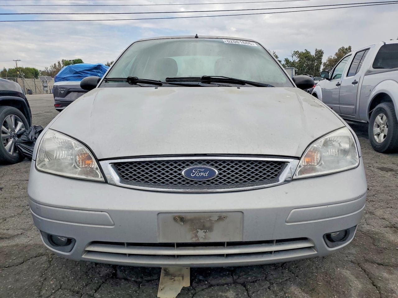2006 Ford Focus Zx4 Silver vin: 1FAFP34N86W137650
