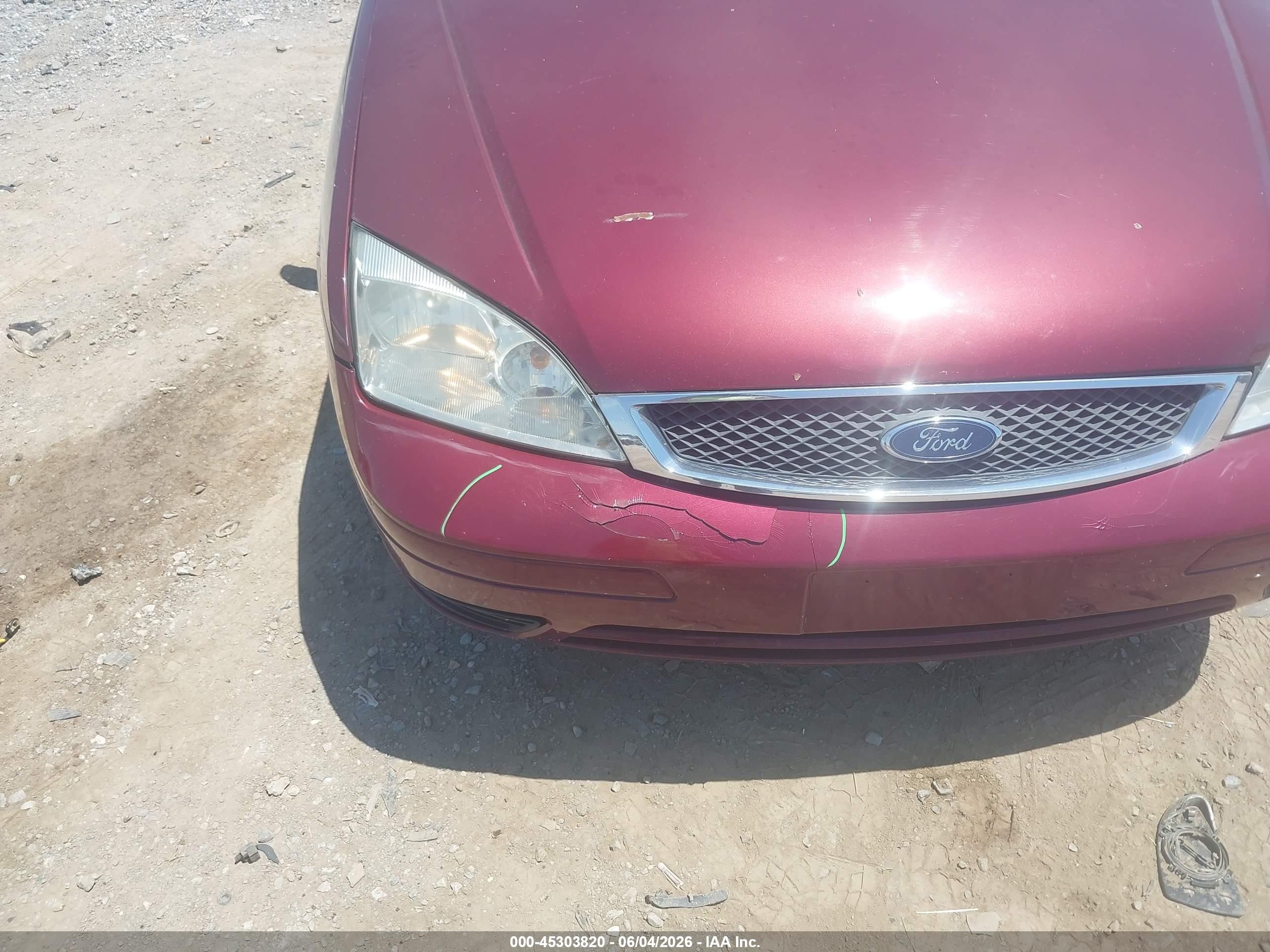 2006 Ford Focus Zx4 Red vin: 1FAFP34N86W151239