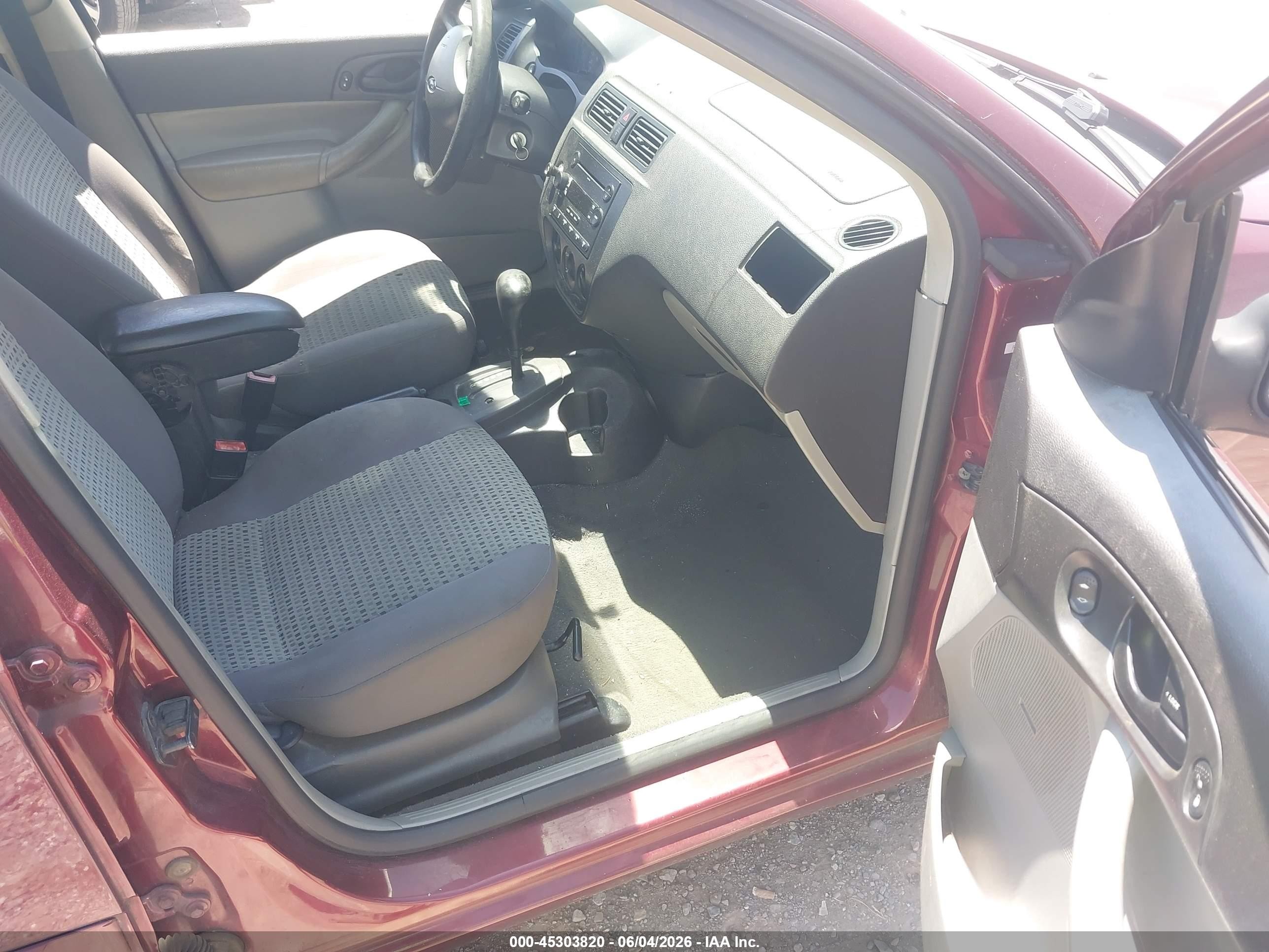 2006 Ford Focus Zx4 Red vin: 1FAFP34N86W151239