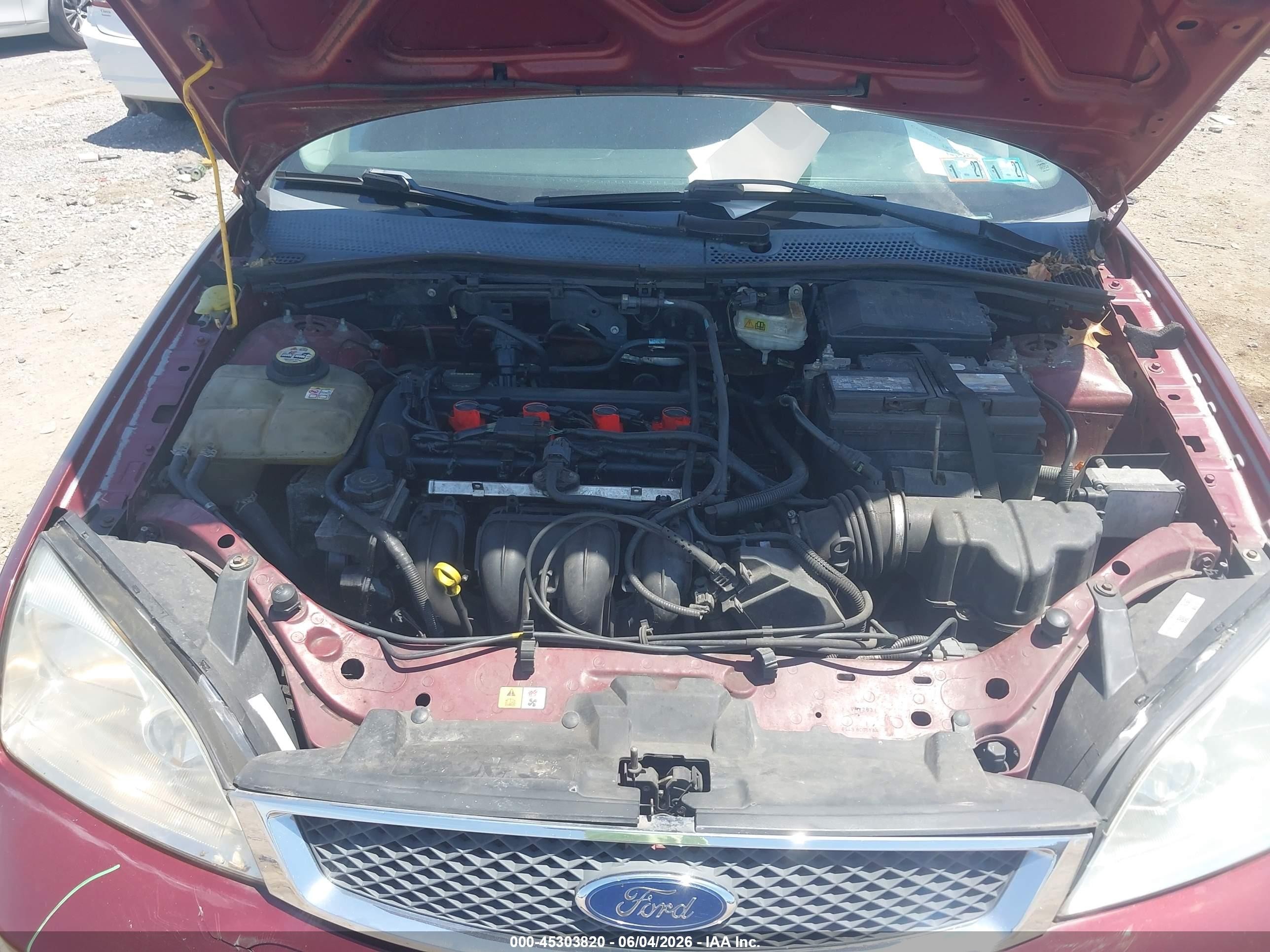 2006 Ford Focus Zx4 Red vin: 1FAFP34N86W151239