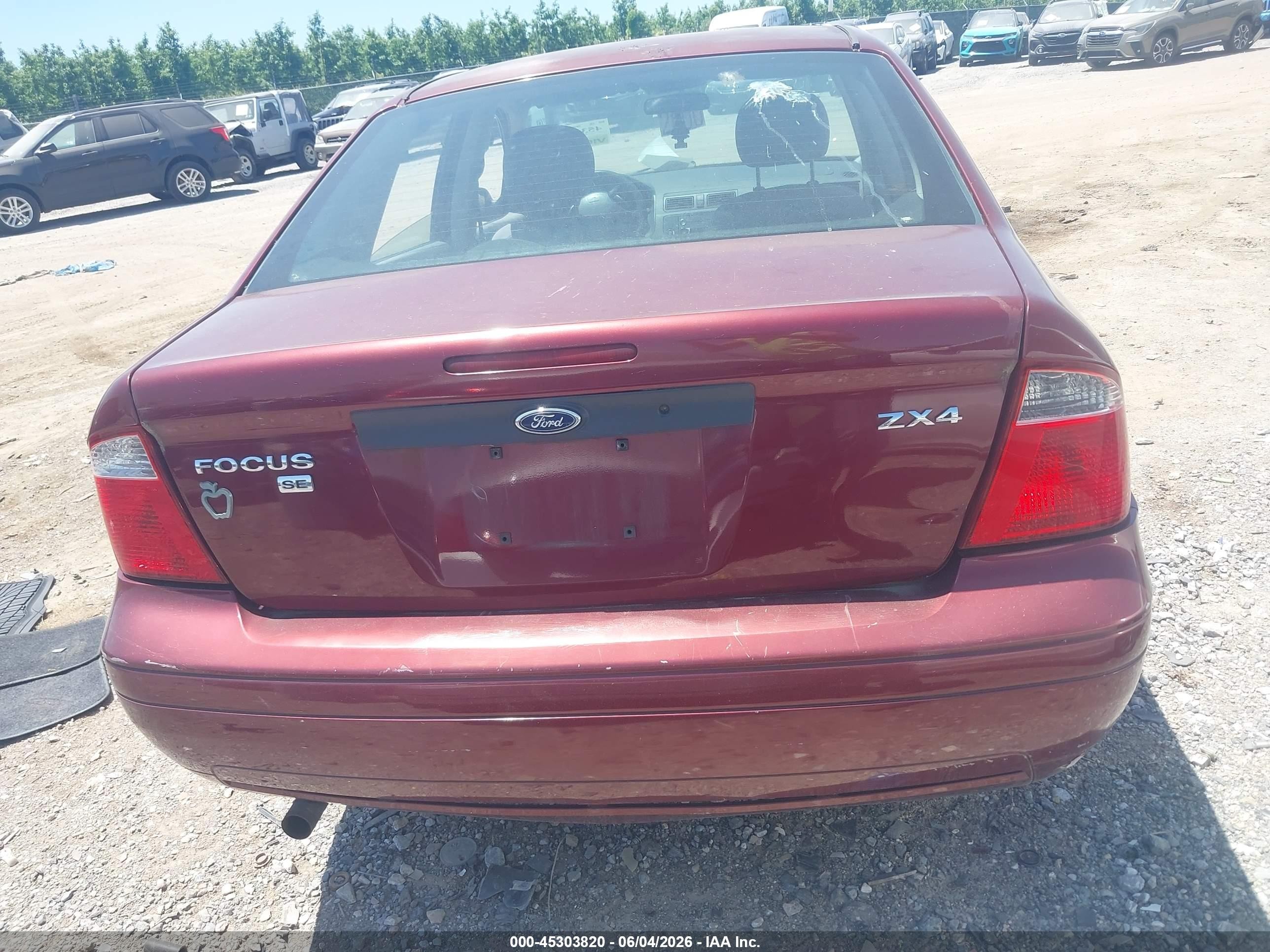 2006 Ford Focus Zx4 Red vin: 1FAFP34N86W151239
