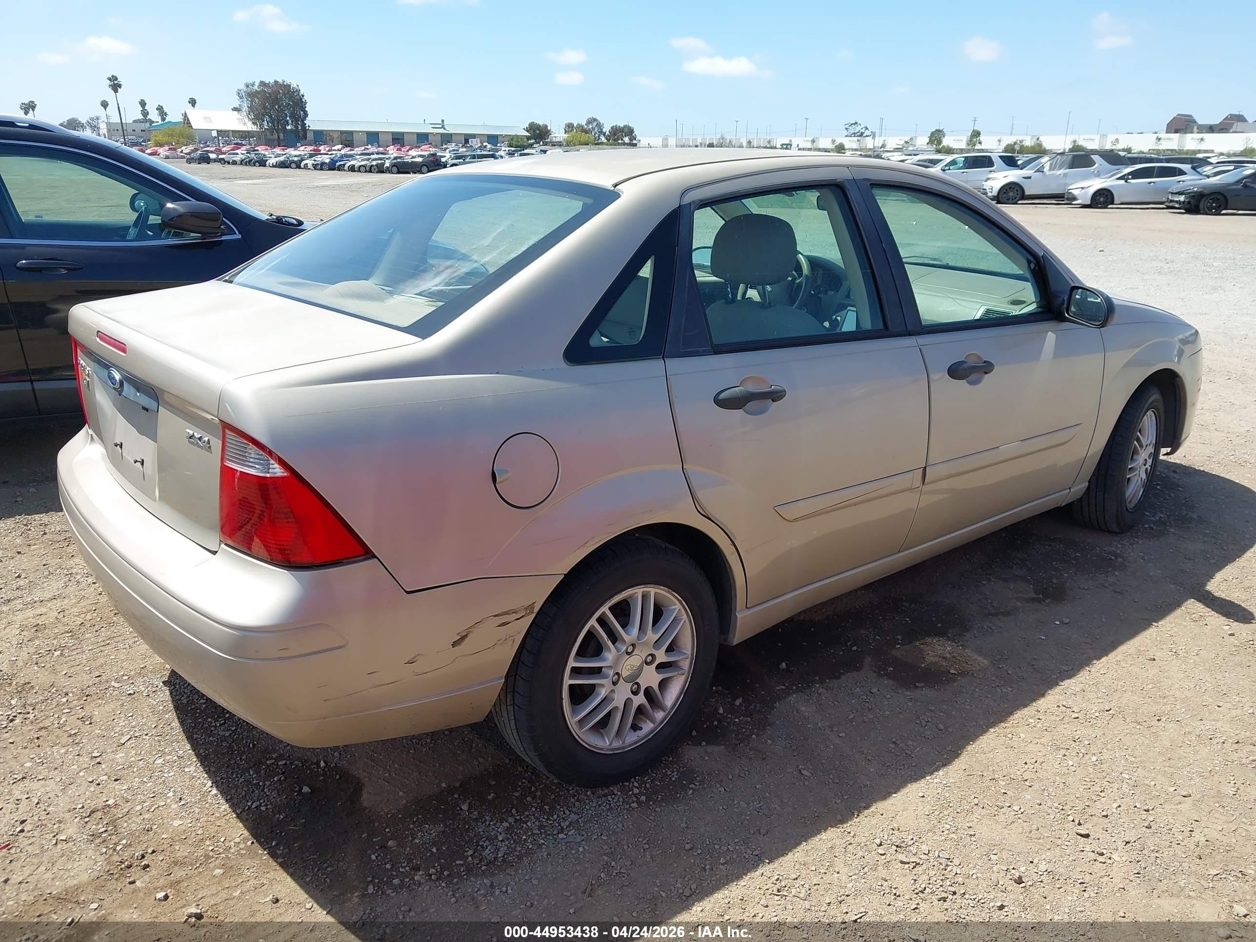 2006 Ford Focus Zx4 Champagne vin: 1FAFP34N86W189618