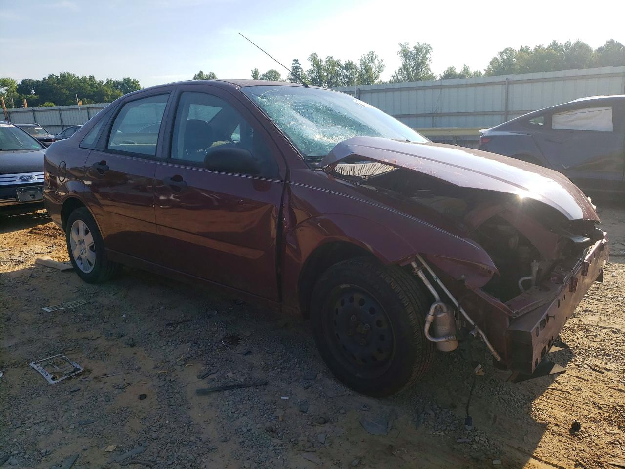 2007 Ford Focus Zx4 Maroon vin: 1FAFP34N87W294306