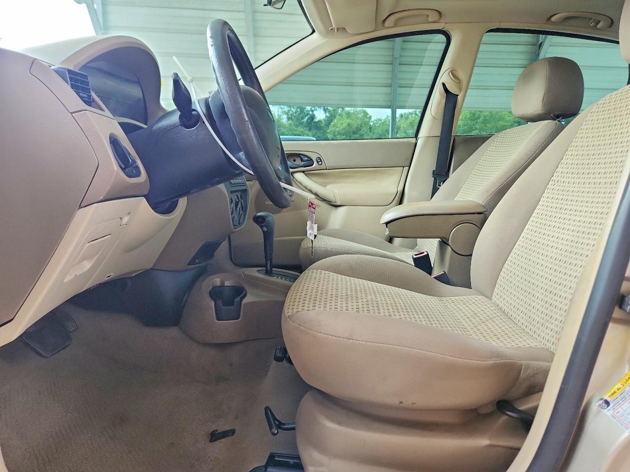 2007 Ford Focus Zx4 Cream vin: 1FAFP34N87W301870