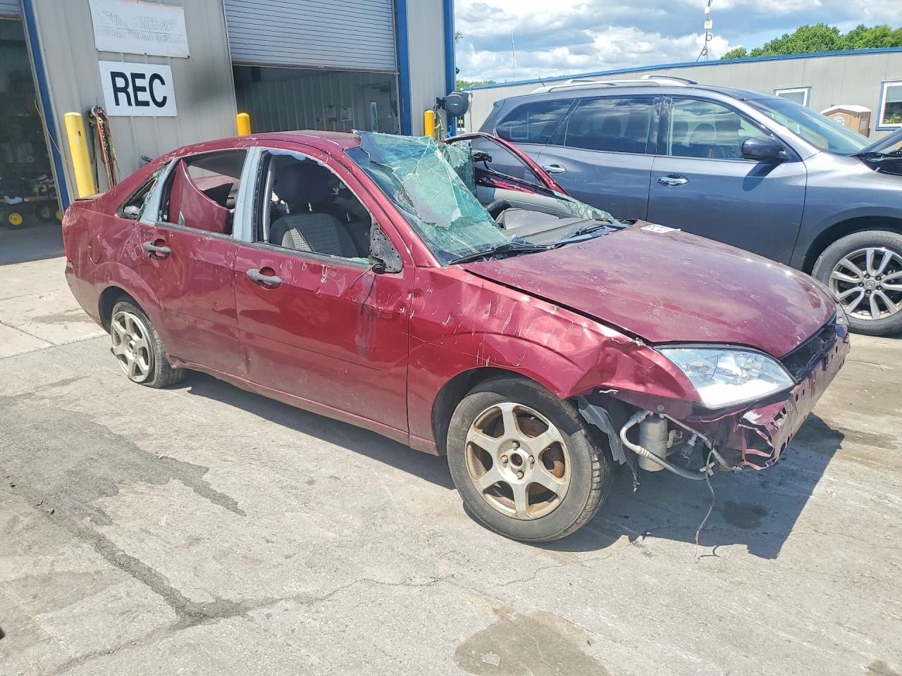 2007 Ford Focus Zx4 Maroon vin: 1FAFP34N87W344945