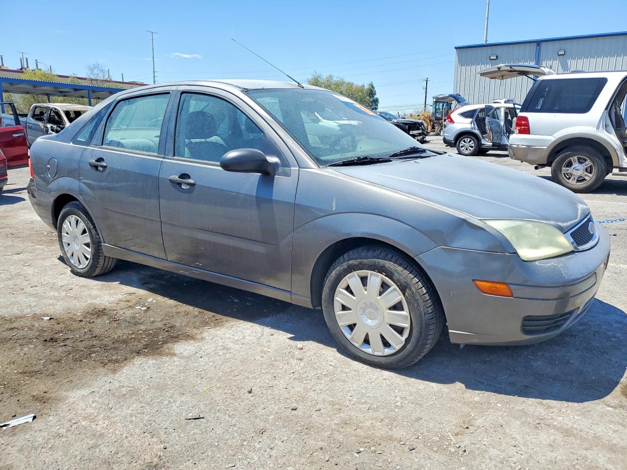 2005 Ford Focus Zx4 Silver vin: 1FAFP34N95W110410
