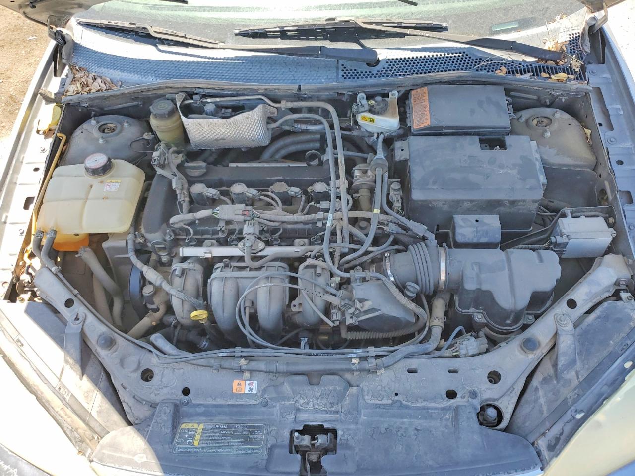 2005 Ford Focus Zx4 Silver vin: 1FAFP34N95W110410