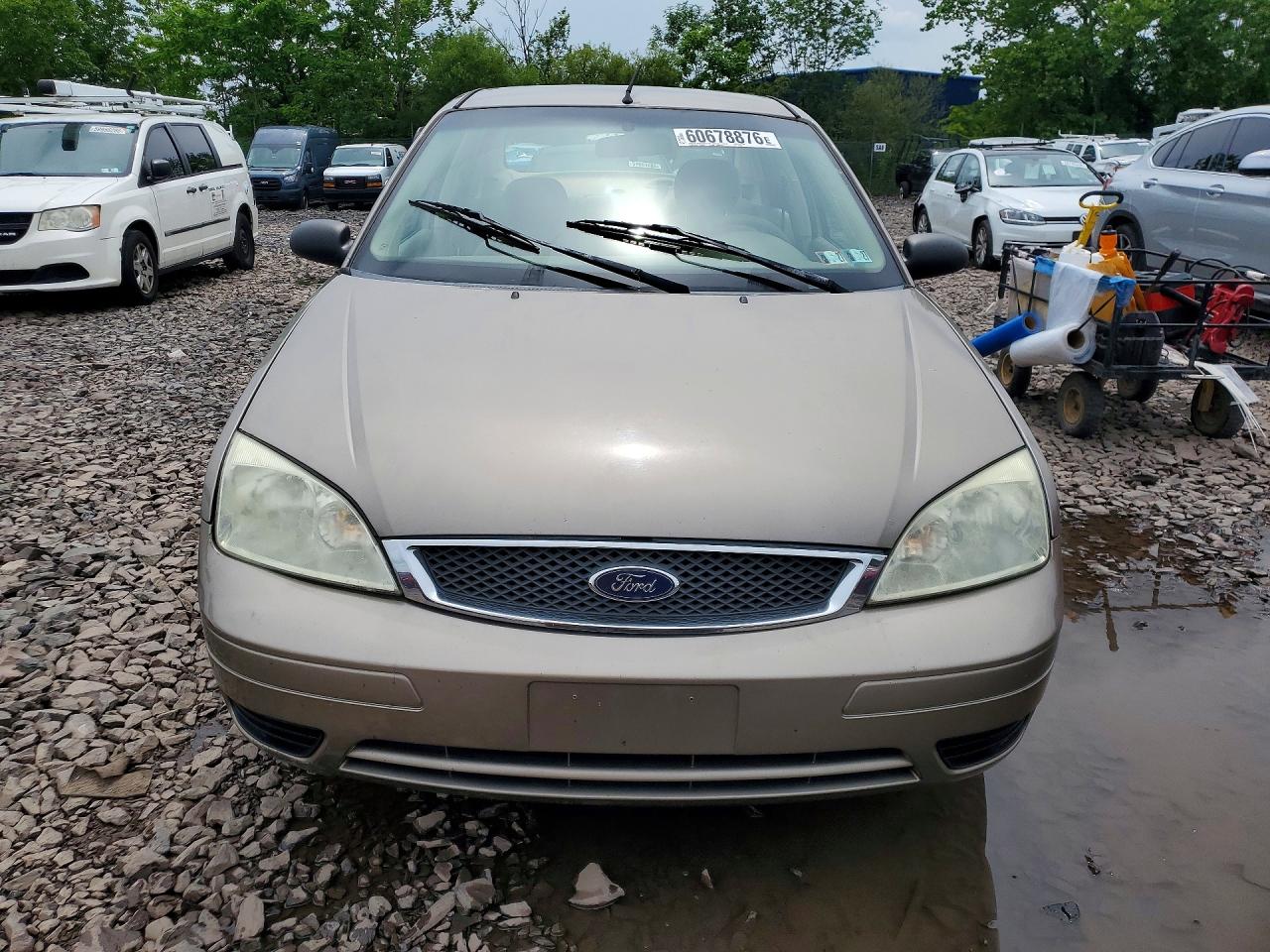 2005 Ford Focus Zx4 Tan vin: 1FAFP34N95W235696