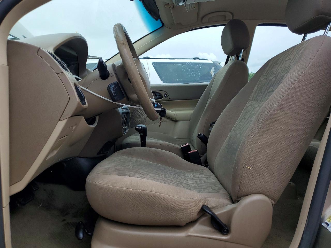 2005 Ford Focus Zx4 Tan vin: 1FAFP34N95W235696