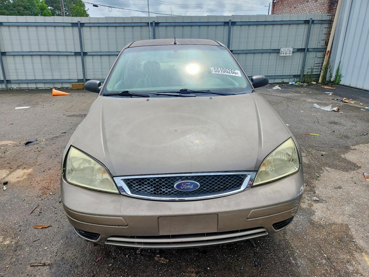 2005 Ford Focus Zx4 Tan vin: 1FAFP34N95W261571