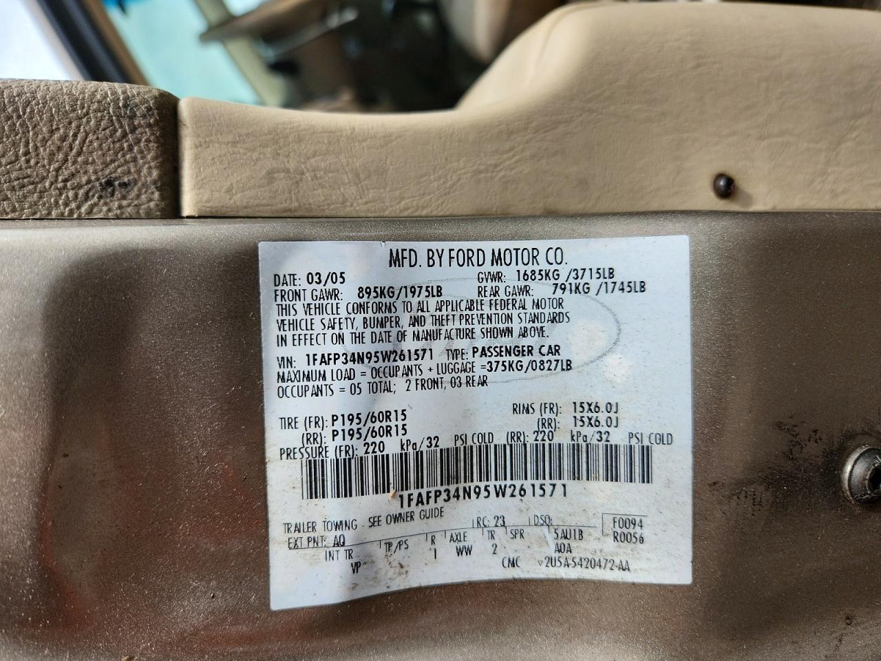 2005 Ford Focus Zx4 Tan vin: 1FAFP34N95W261571