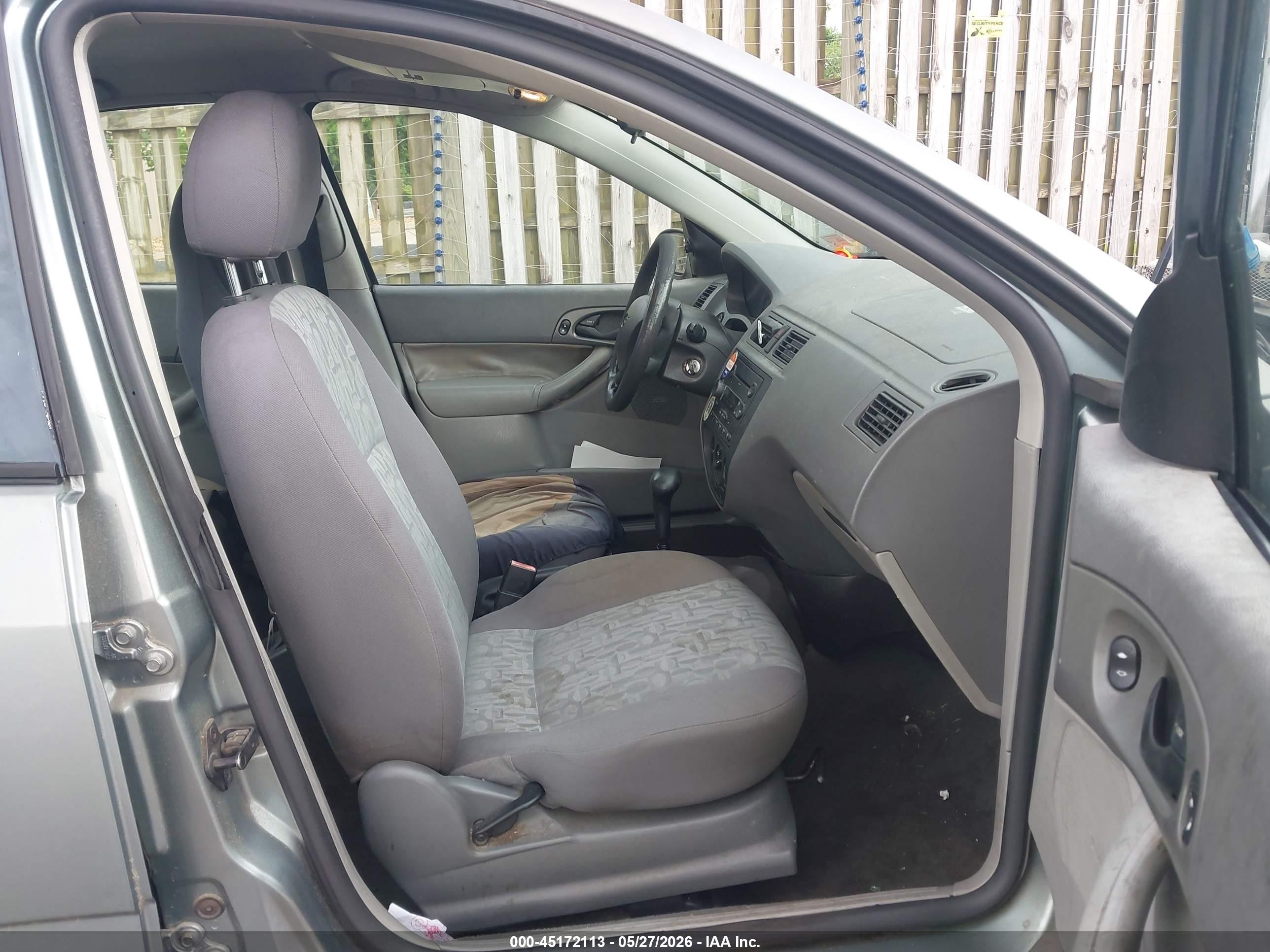 2005 Ford Focus Zx4 Зеленый vin: 1FAFP34N95W315600