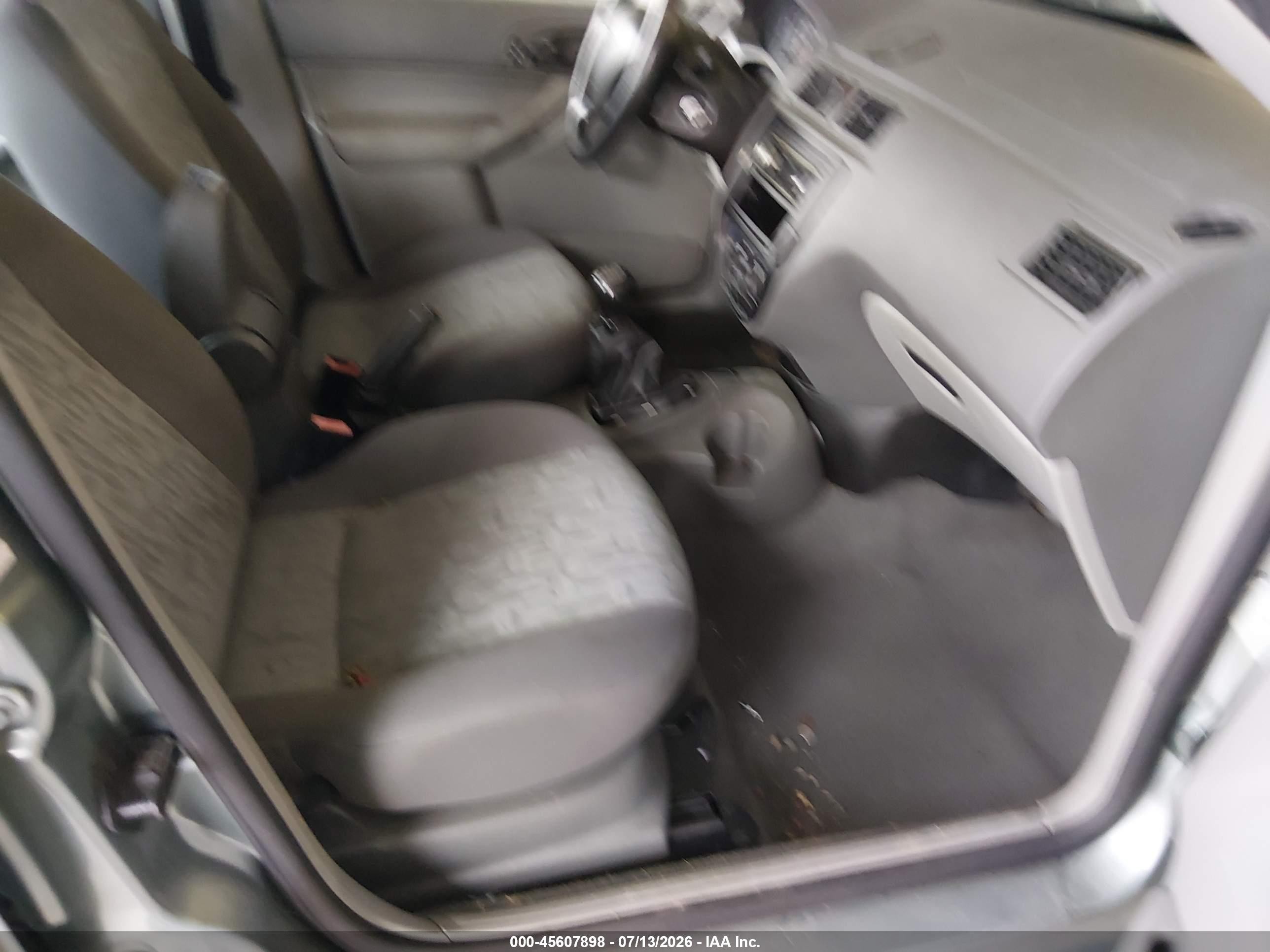 2005 Ford Focus Zx4 Gray vin: 1FAFP34N95W315984