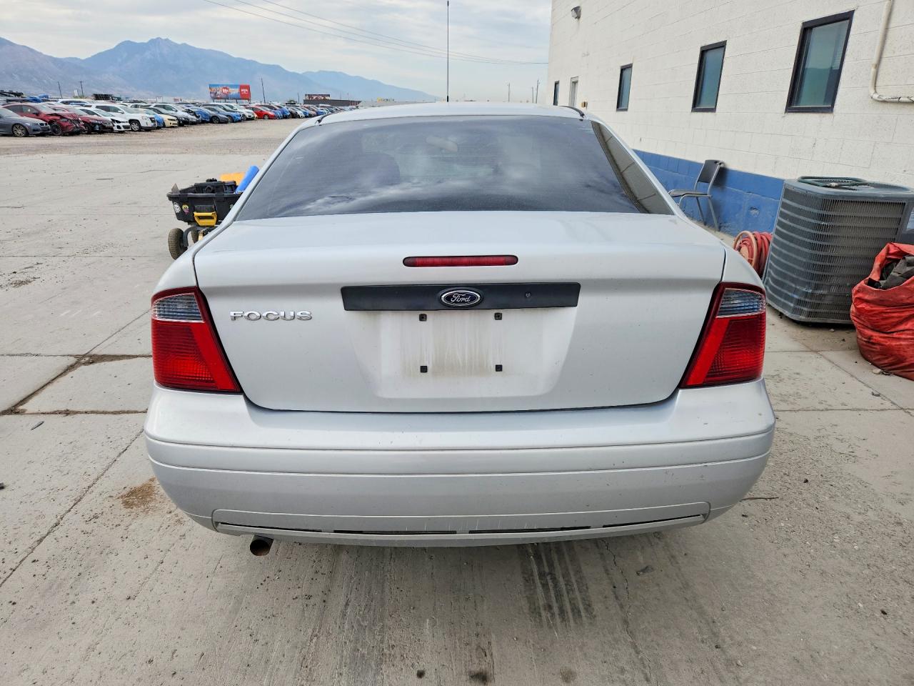 2007 Ford Focus Zx4 Silver vin: 1FAFP34N97W179827