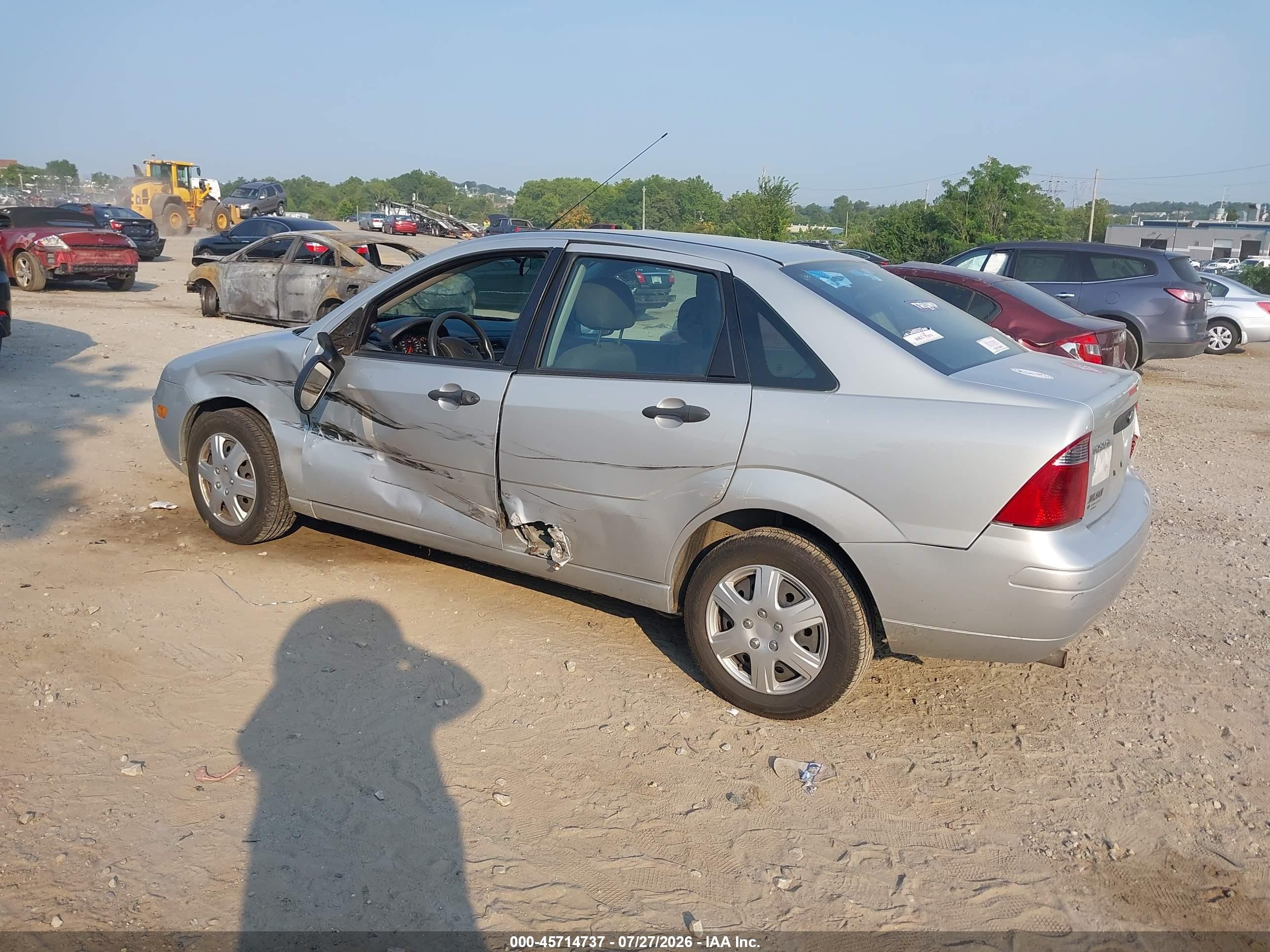 2007 Ford Focus S/se/ses Silver vin: 1FAFP34N97W196479
