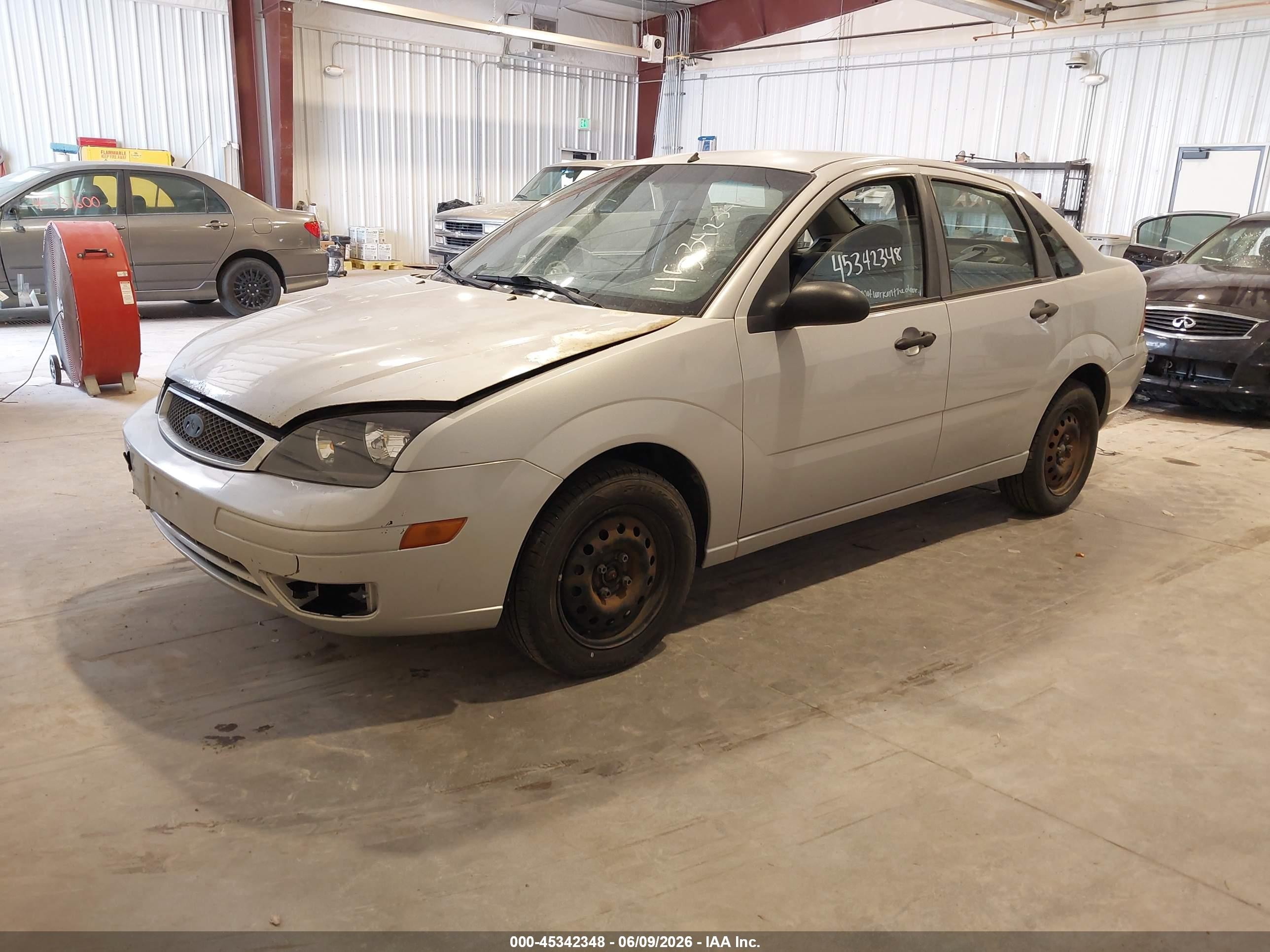 2007 Ford Focus S/se/ses Silver vin: 1FAFP34N97W257216