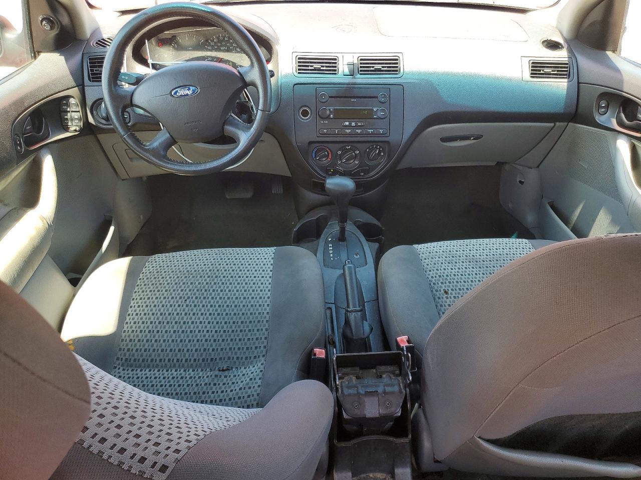 2007 Ford Focus Zx4 Красный vin: 1FAFP34N97W289129