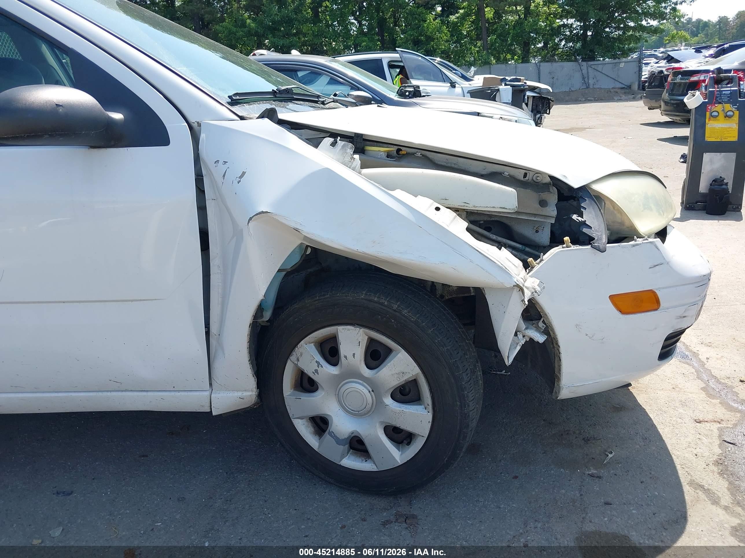 2007 Ford Focus S/se/ses Белый vin: 1FAFP34N97W349619