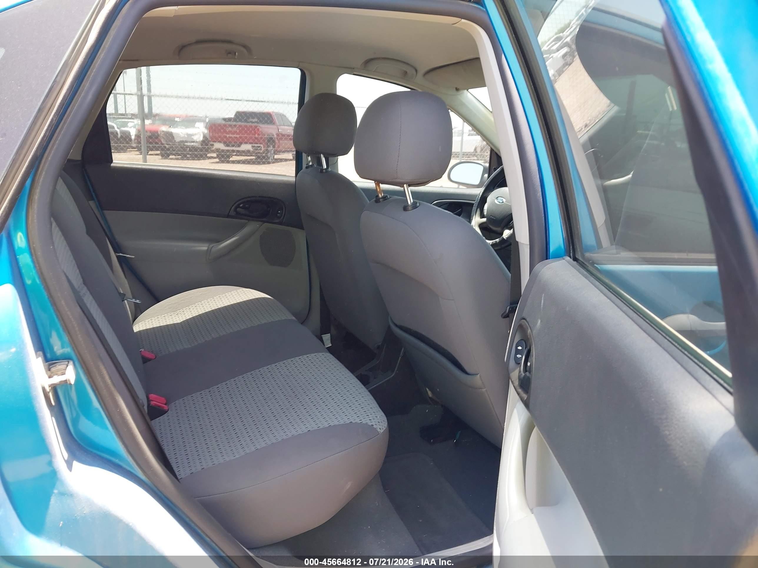 2007 Ford Focus S/se/ses Blue vin: 1FAFP34N97W357414