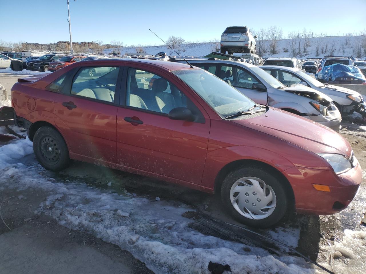 Price & History 2005 Ford Focus Zx4 2.0l 4 vin: 1FAFP34NX5W112036