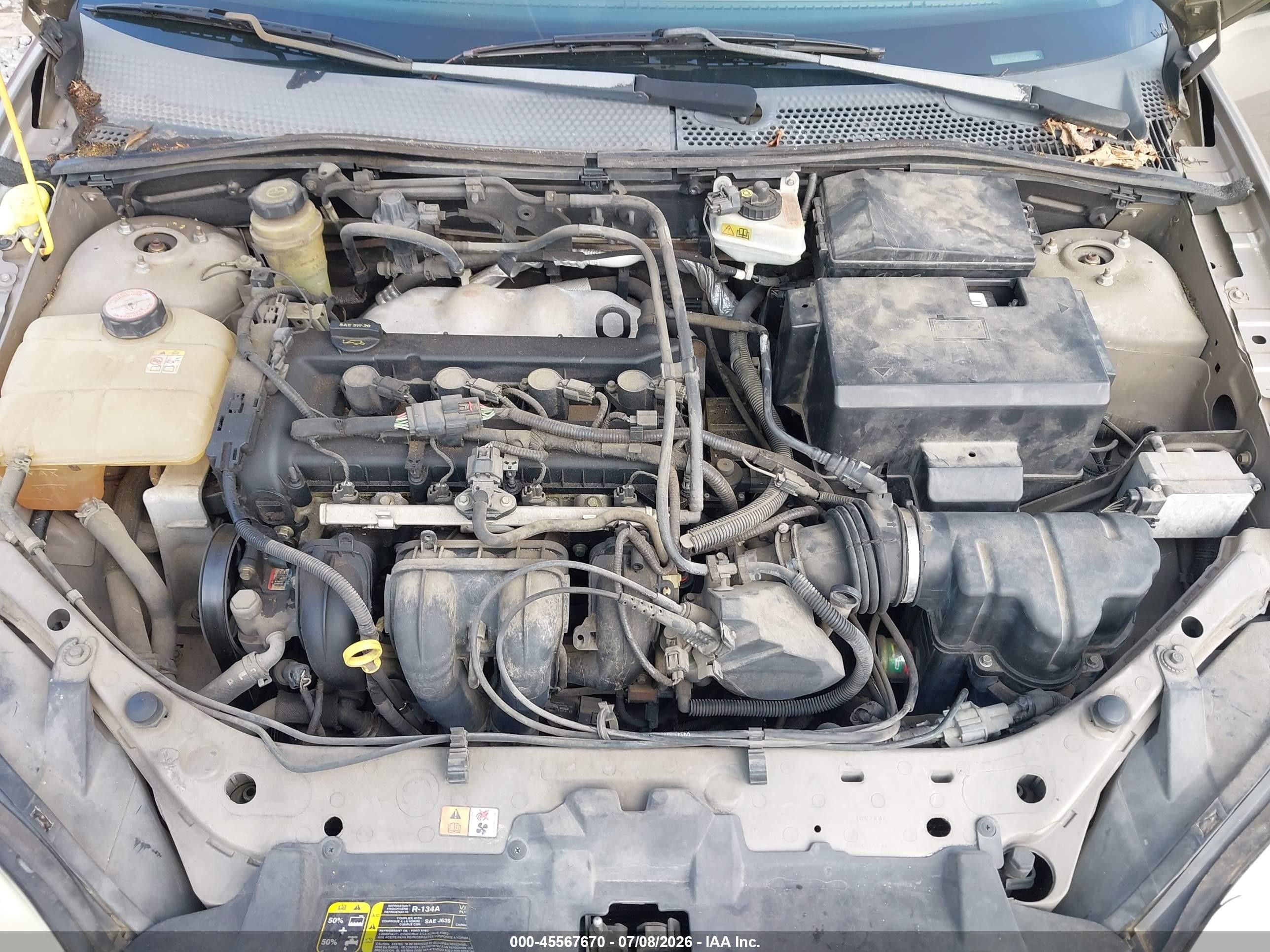 2005 Ford Focus Zx4 Champagne vin: 1FAFP34NX5W200147